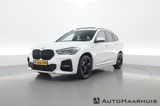 BMW X1 xDrive25e M-Sport Shadow Line | Pano dak | Trekhaak | Headup | Leder