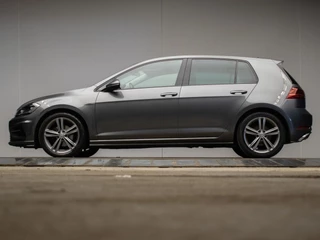 Volkswagen Golf 1.4 TSI Sport R-line (APPLECARPLAY,NAVI,CAMERA,LED,VELOURS,SPORTSTOELEN,GETINT,KEYLESS,LEDER,LM VELGEN,NETTESTAAT)