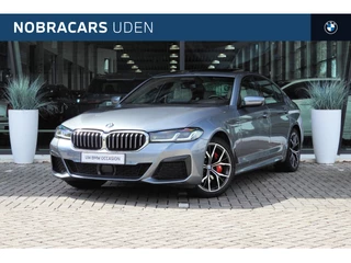BMW 5 Serie 530e High Executive M Sport Automaat / Schuif-kanteldak / Trekhaak / Adaptieve LED / Parking Assistant Plus / Head-Up / Comfort Access