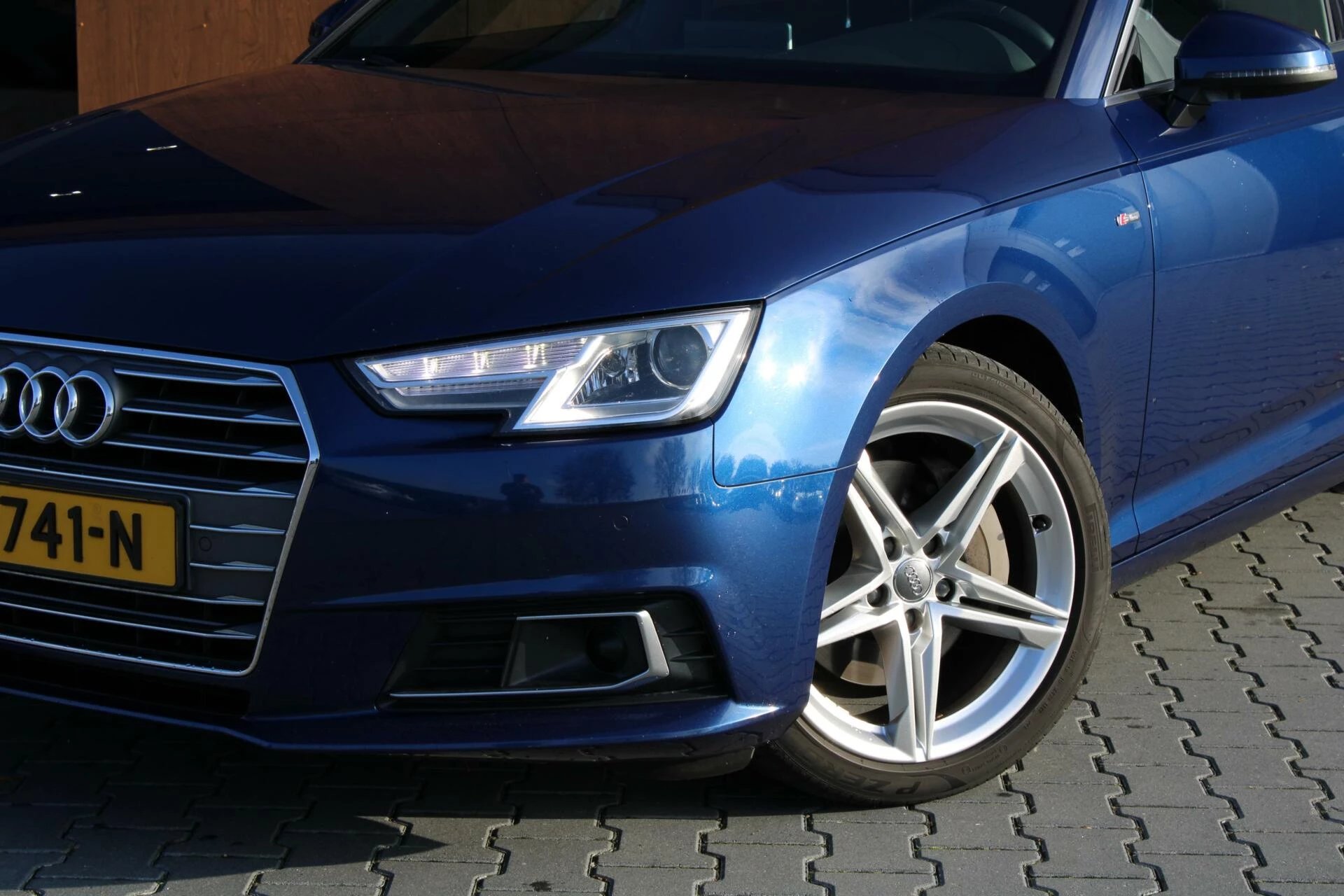 Hoofdafbeelding Audi A4