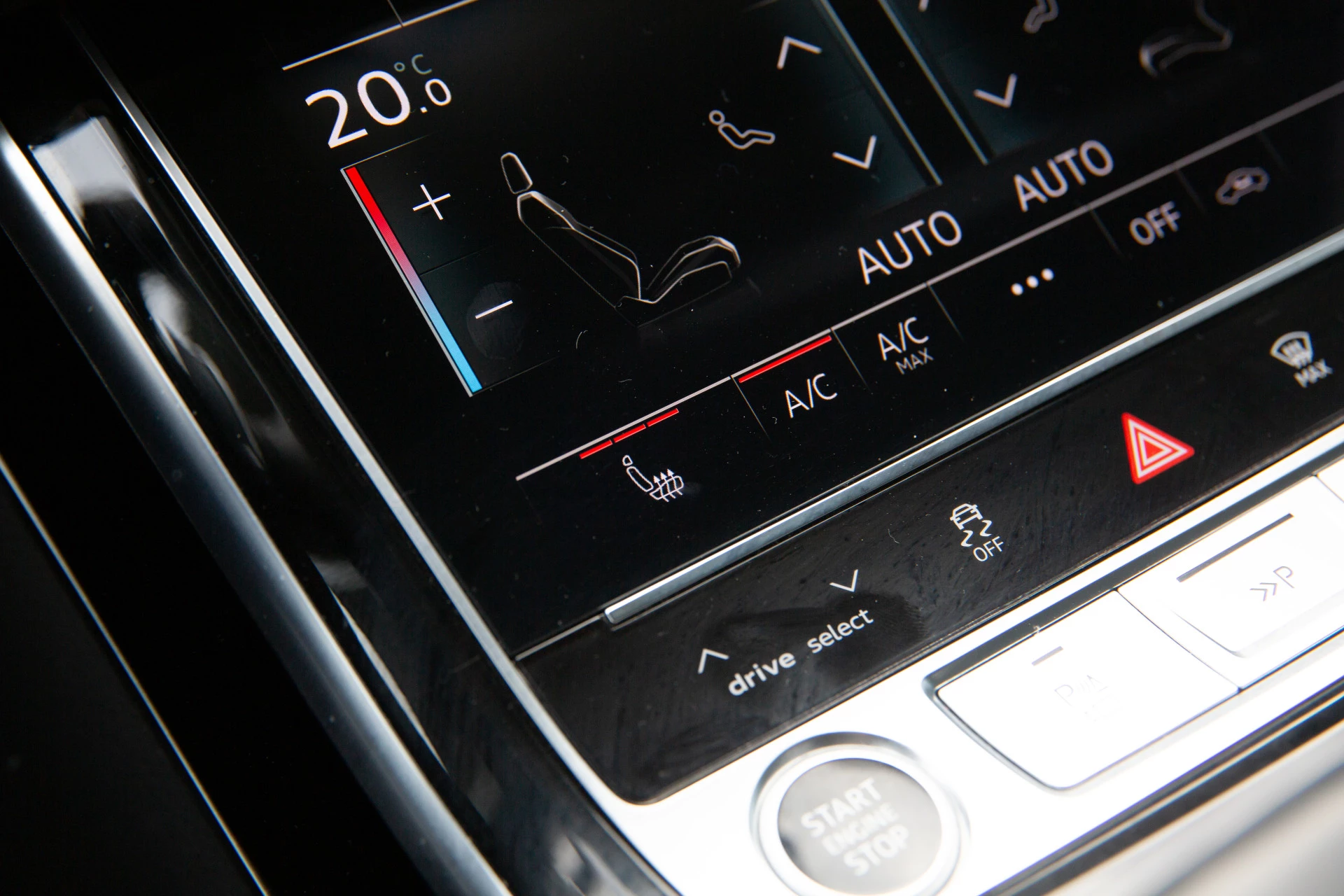 Hoofdafbeelding Audi A8