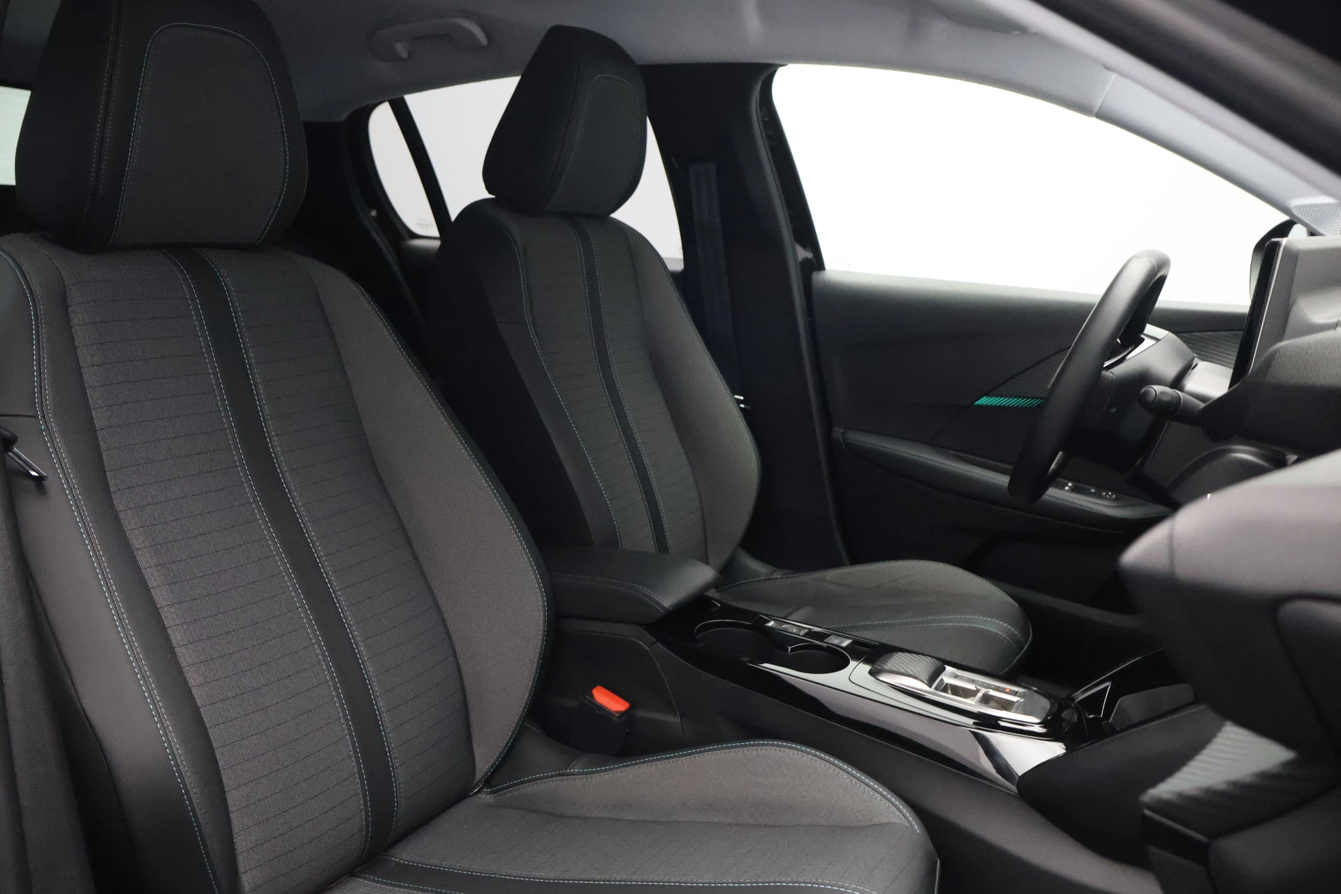 Hoofdafbeelding Peugeot e-208