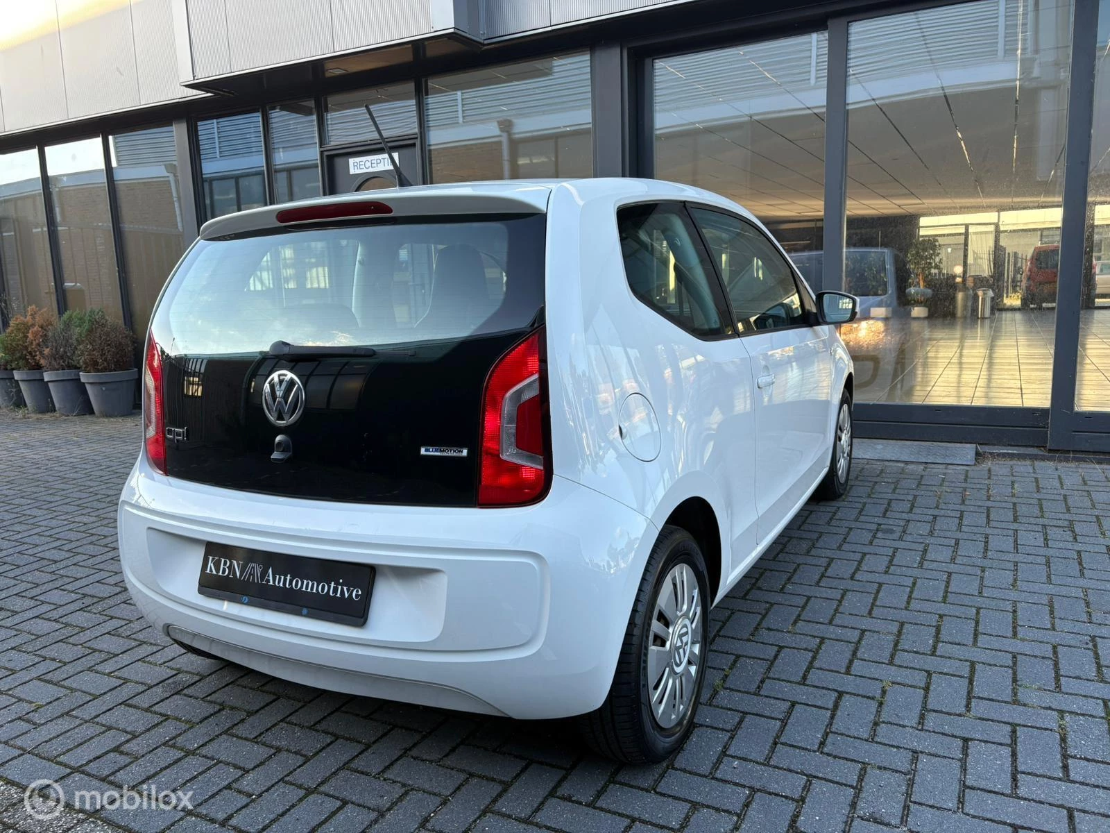 Hoofdafbeelding Volkswagen up!