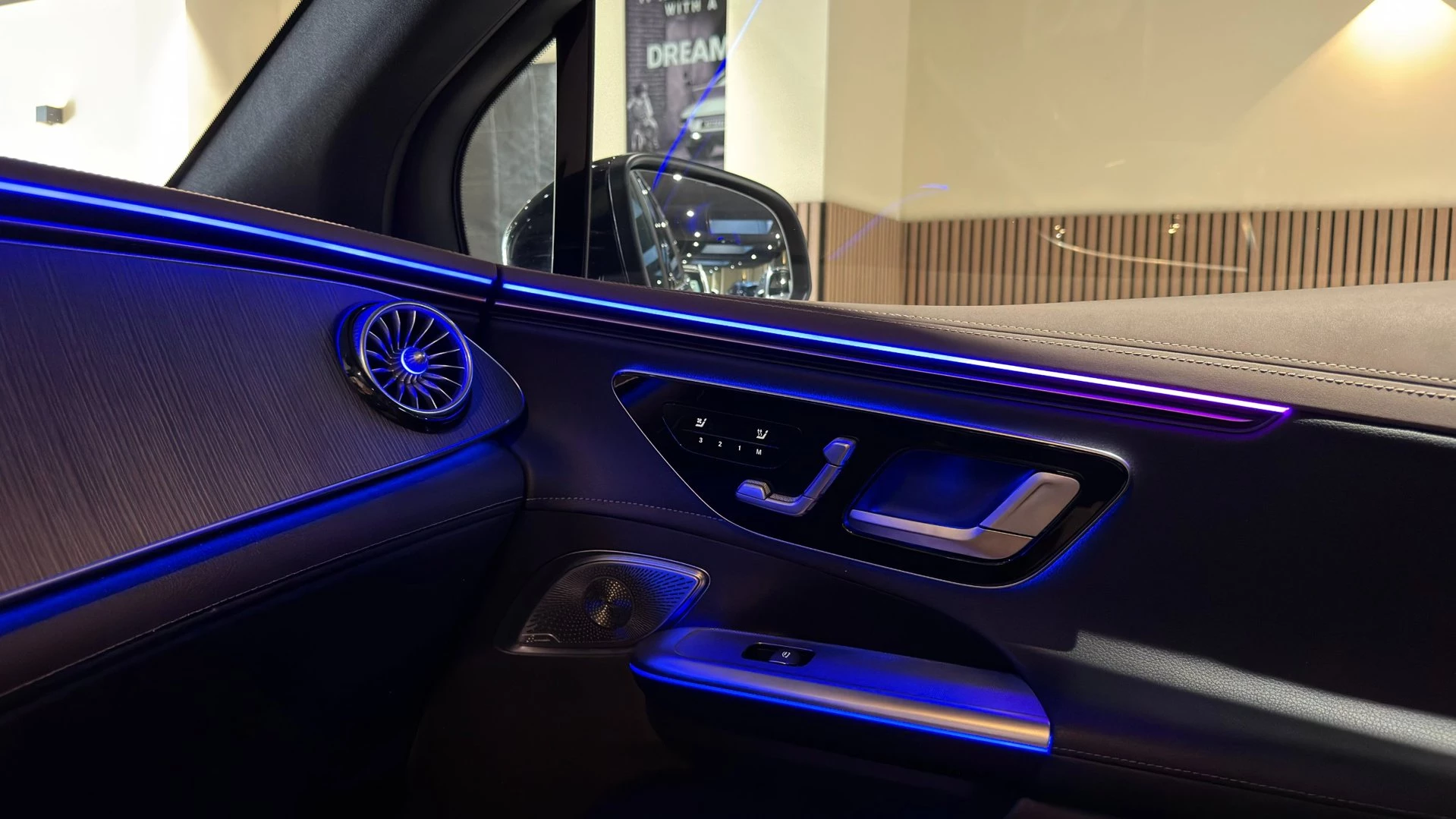 Hoofdafbeelding Mercedes-Benz EQE