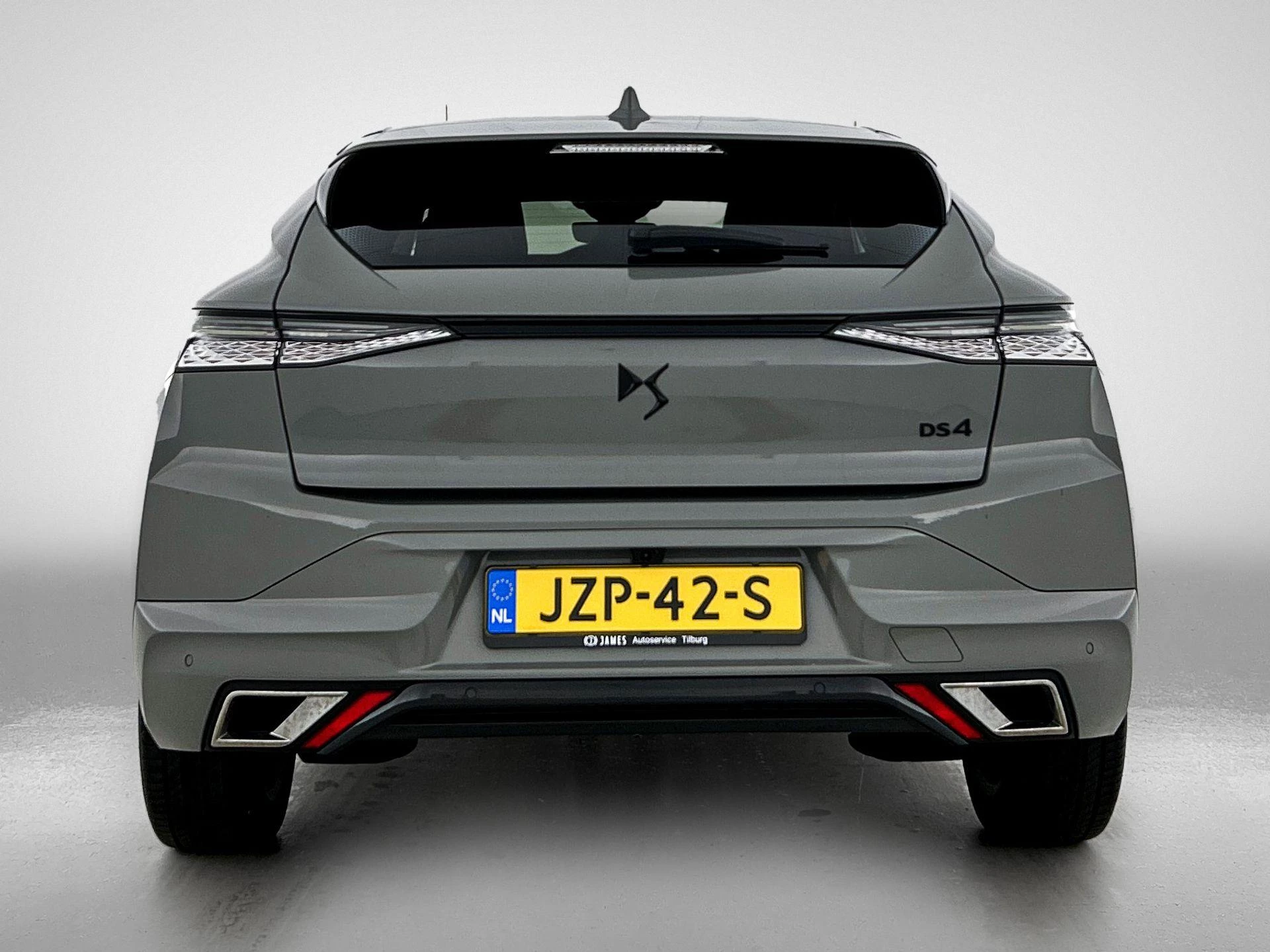 Hoofdafbeelding DS DS 4