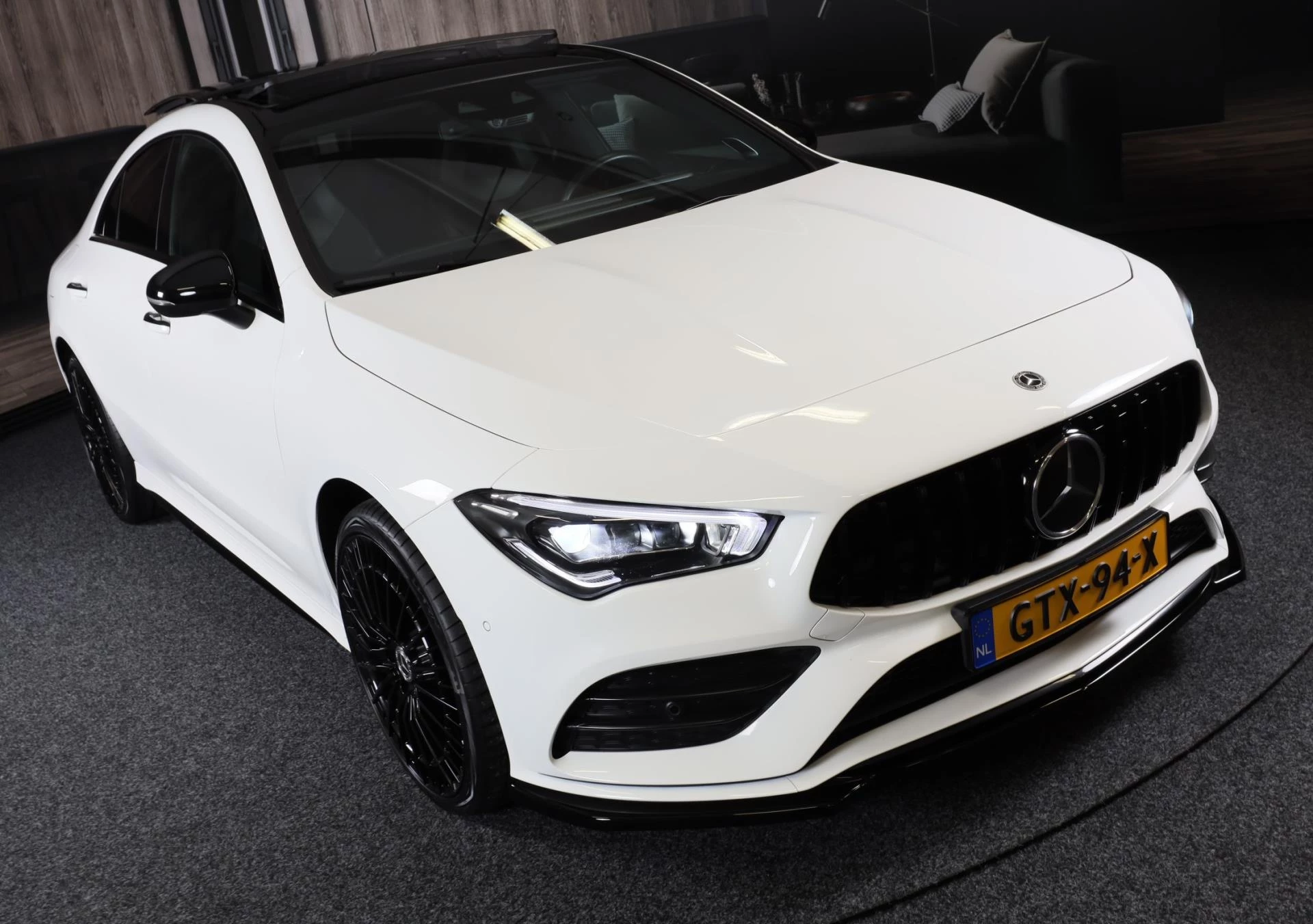 Hoofdafbeelding Mercedes-Benz CLA