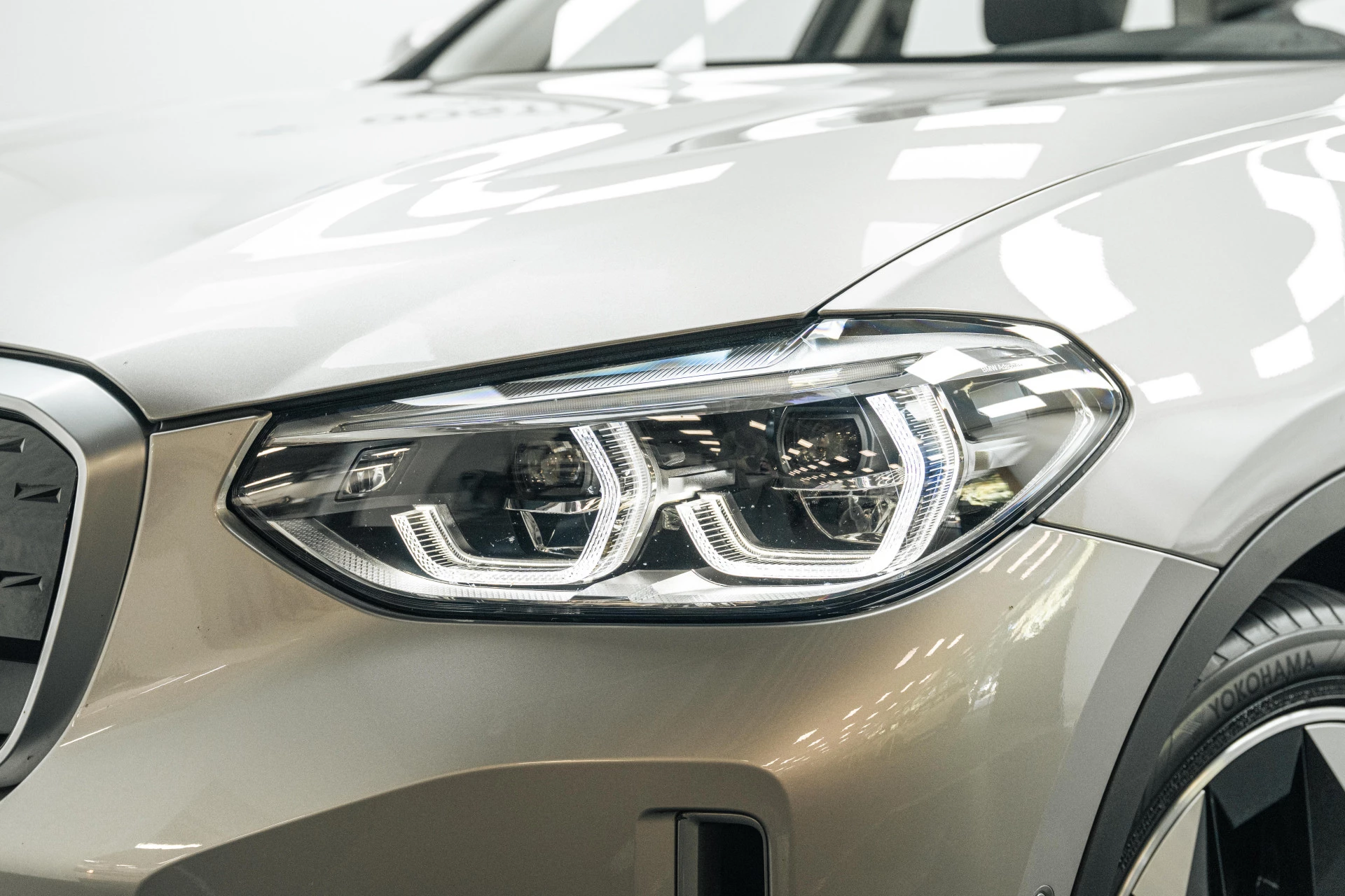 Hoofdafbeelding BMW iX3