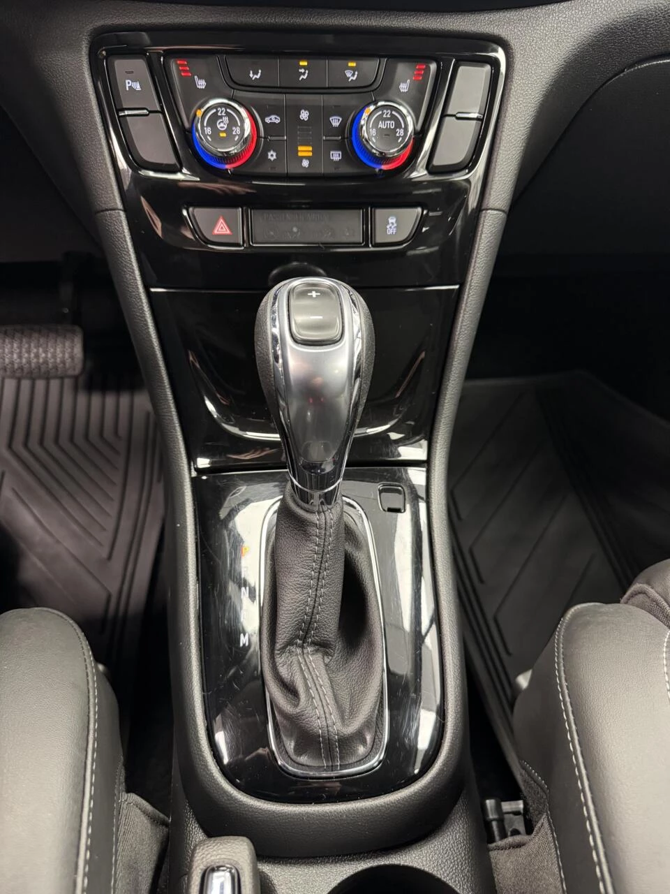 Hoofdafbeelding Opel Mokka X