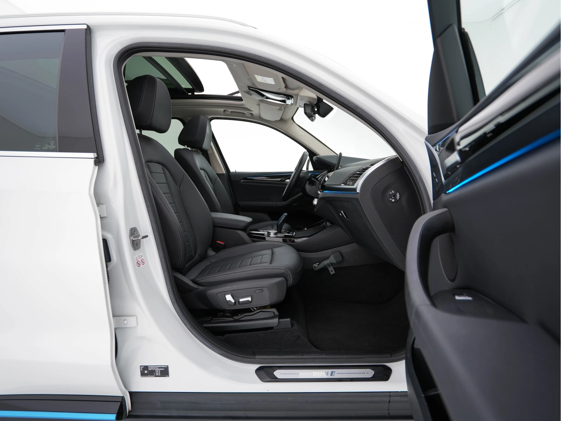 Hoofdafbeelding BMW iX3