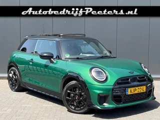 MINI Cooper S 2.0 JCW Pano ACC HUD Camera H/K JCW-stoel incl. memory+massage