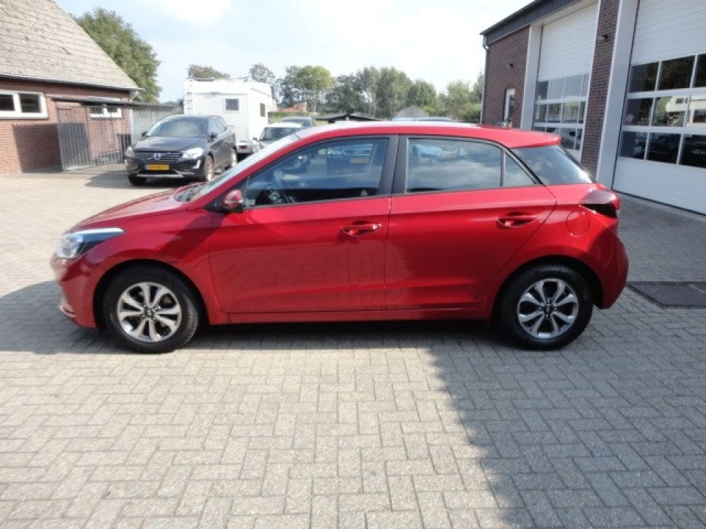 Hoofdafbeelding Hyundai i20