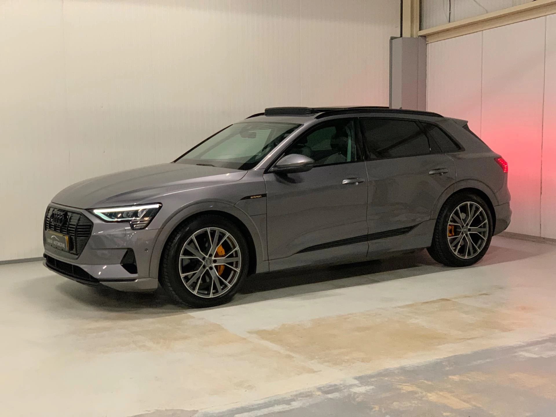 Hoofdafbeelding Audi e-tron