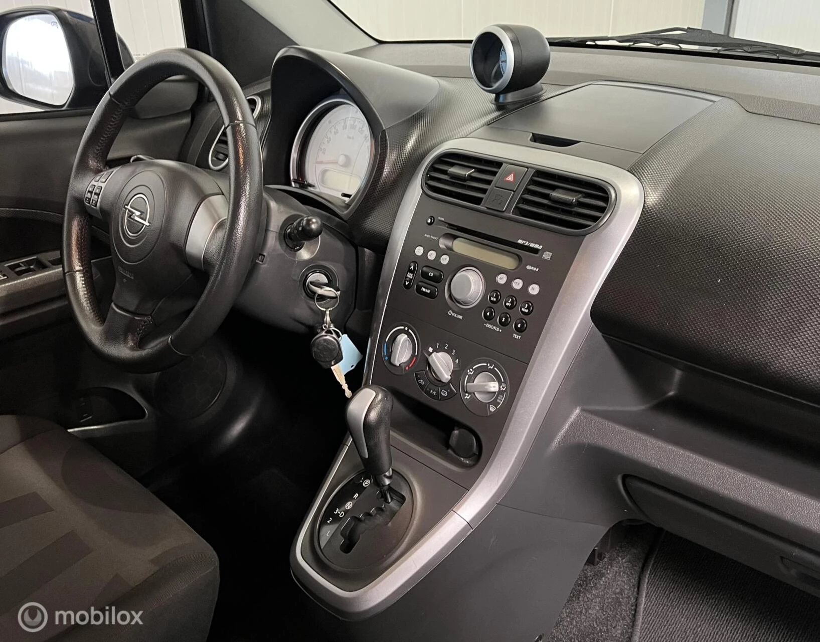 Hoofdafbeelding Opel Agila