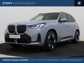 BMW X3 30e xDrive M Sport Automaat / Panoramadak / Trekhaak  / Sportstoelen  / Adaptieve LED / Parking Assistant Professional / Stuurverwarming