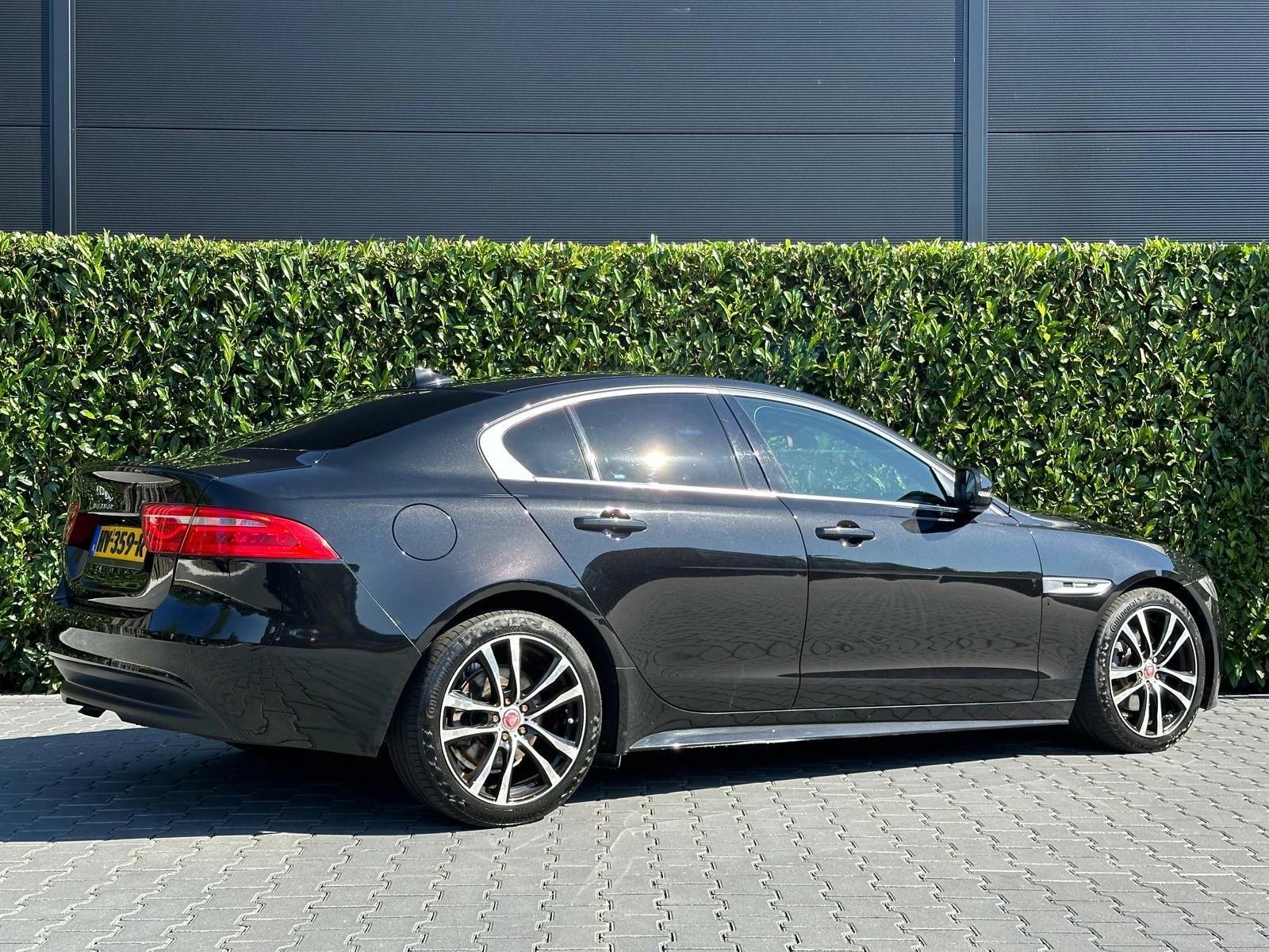 Hoofdafbeelding Jaguar XE