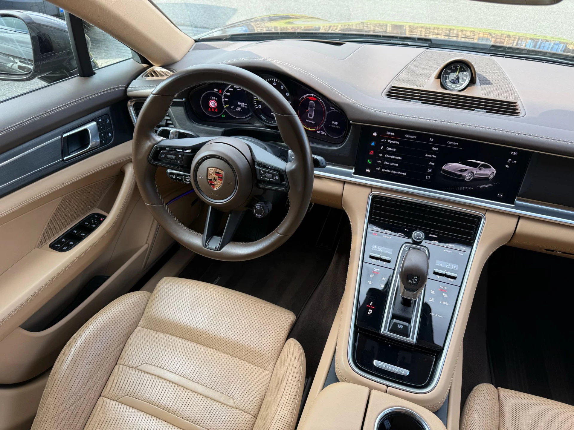 Hoofdafbeelding Porsche Panamera