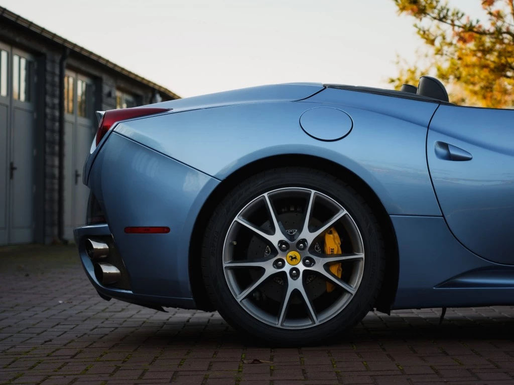 Hoofdafbeelding Ferrari California