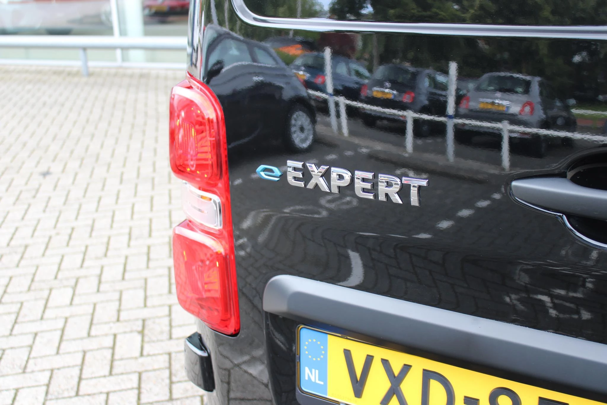 Hoofdafbeelding Peugeot e-Expert