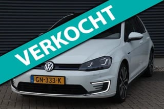 Volkswagen Golf 1.4 TSI GTE | PANO - ACC - DCC - NAP - VOL!