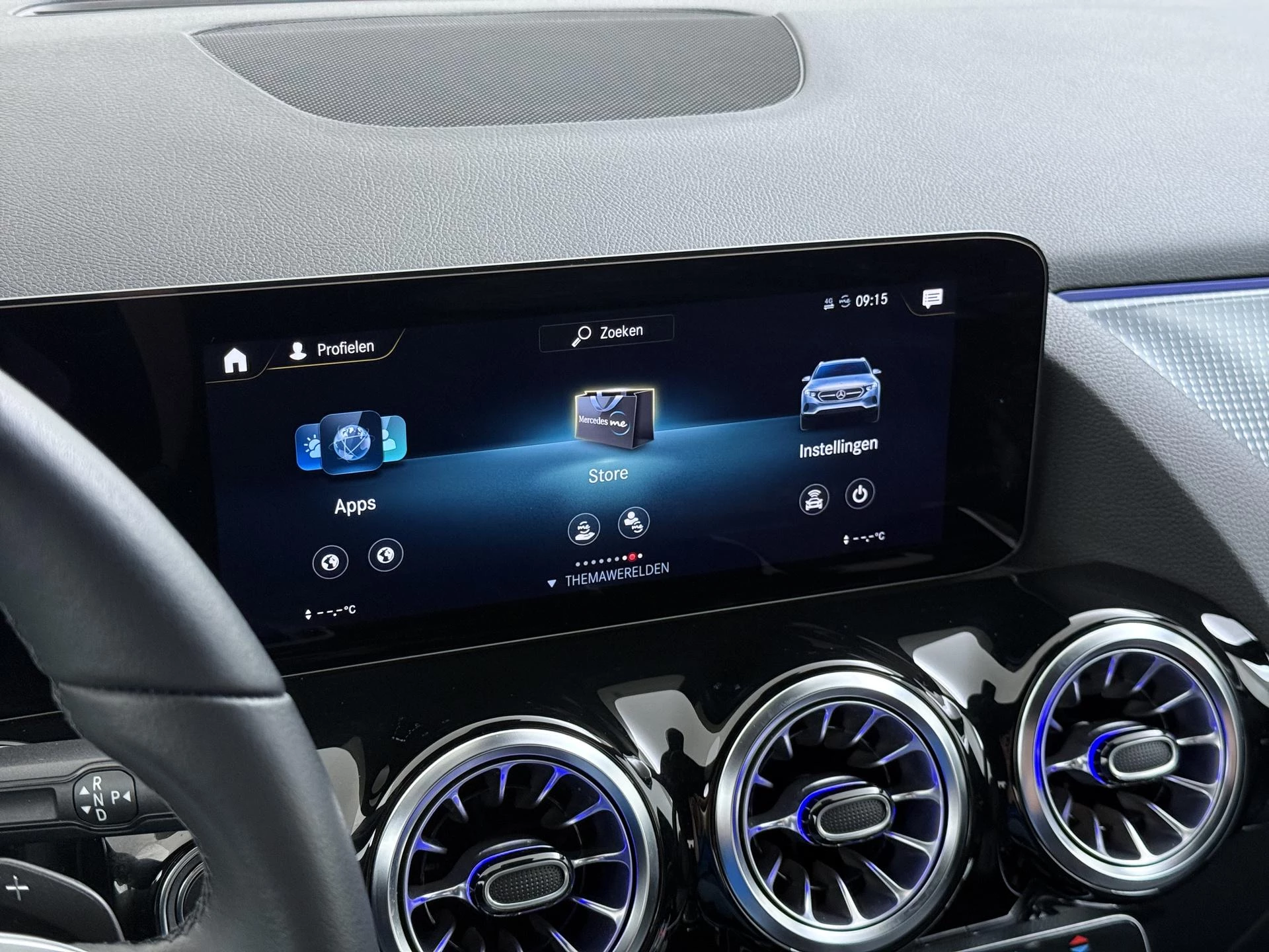 Hoofdafbeelding Mercedes-Benz EQA