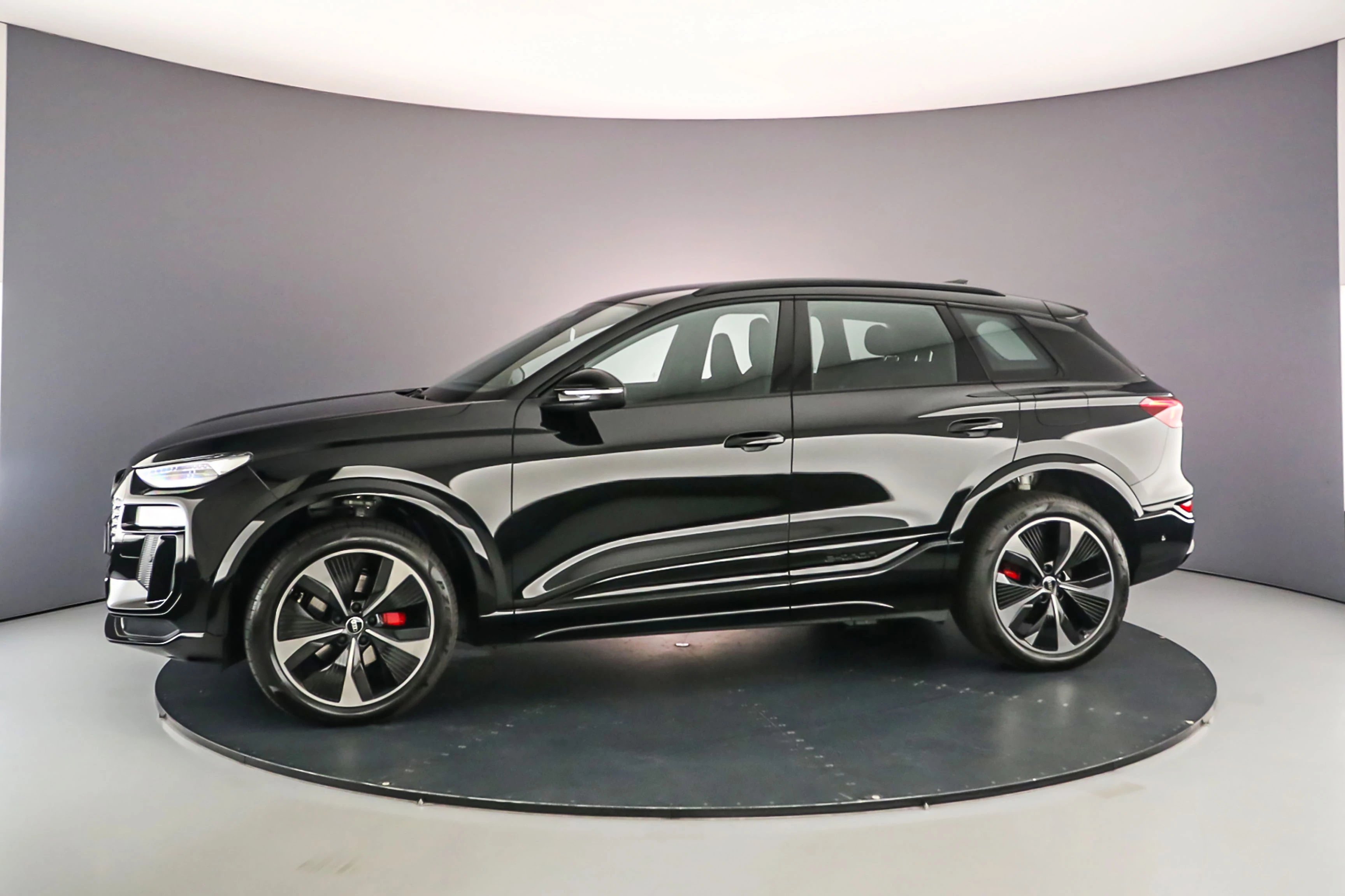 Hoofdafbeelding Audi Q6 e-tron