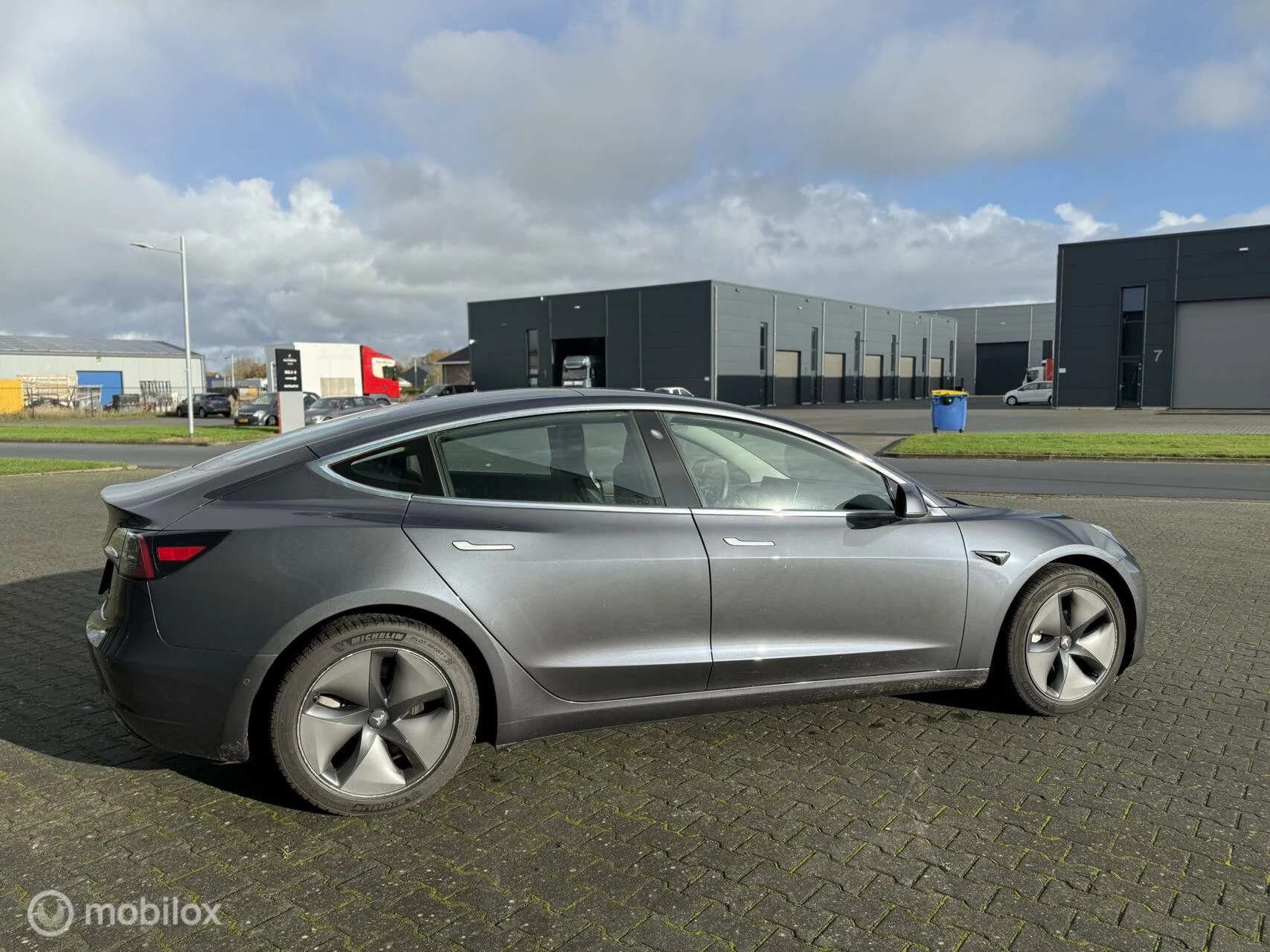 Hoofdafbeelding Tesla Model 3