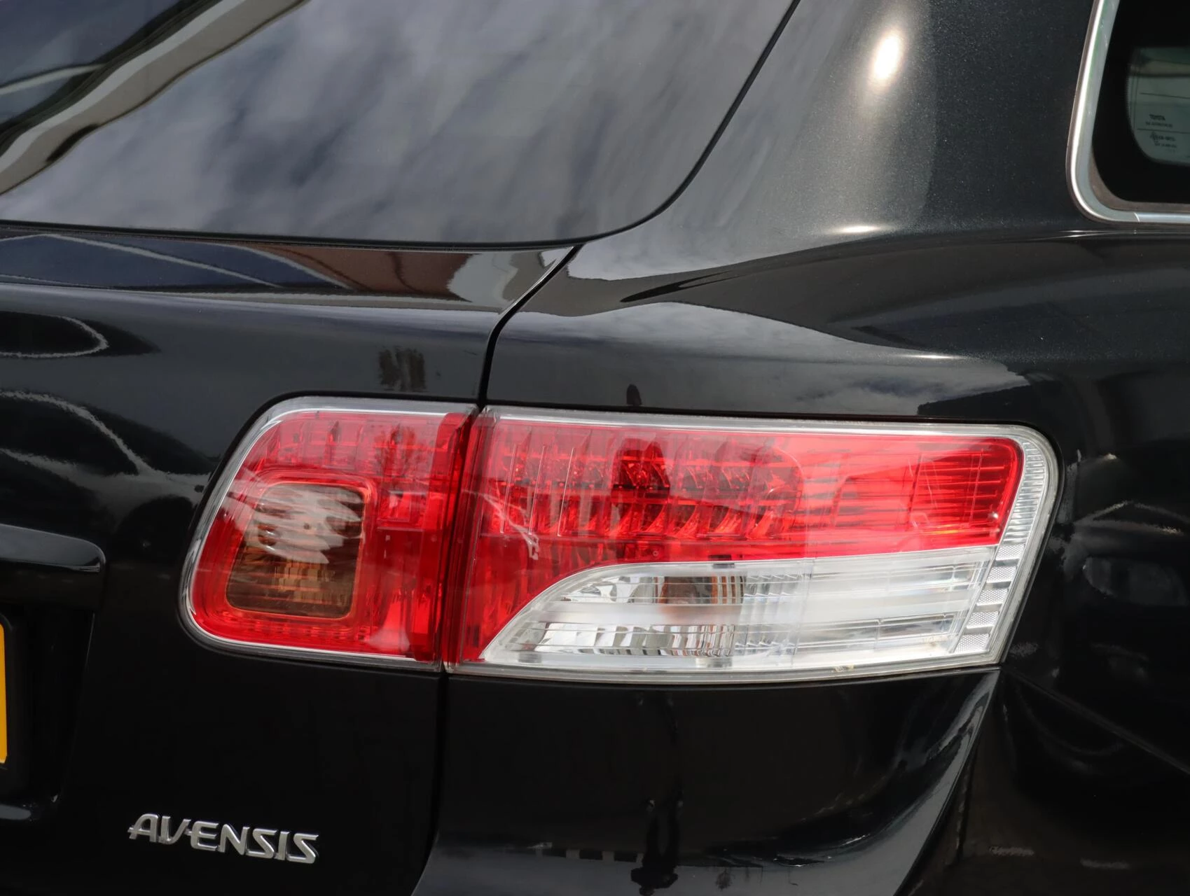 Hoofdafbeelding Toyota Avensis