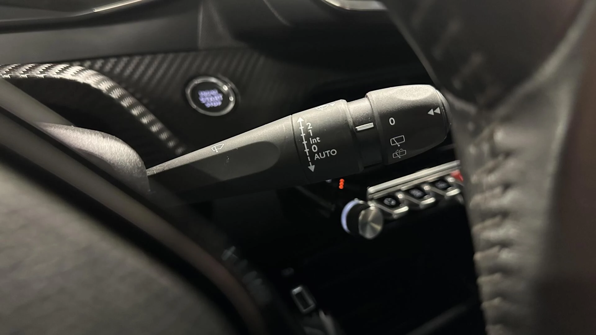 Hoofdafbeelding Peugeot e-208