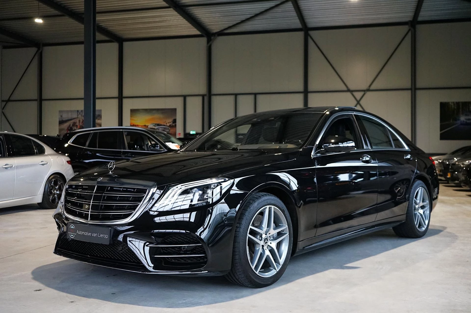 Hoofdafbeelding Mercedes-Benz S-Klasse