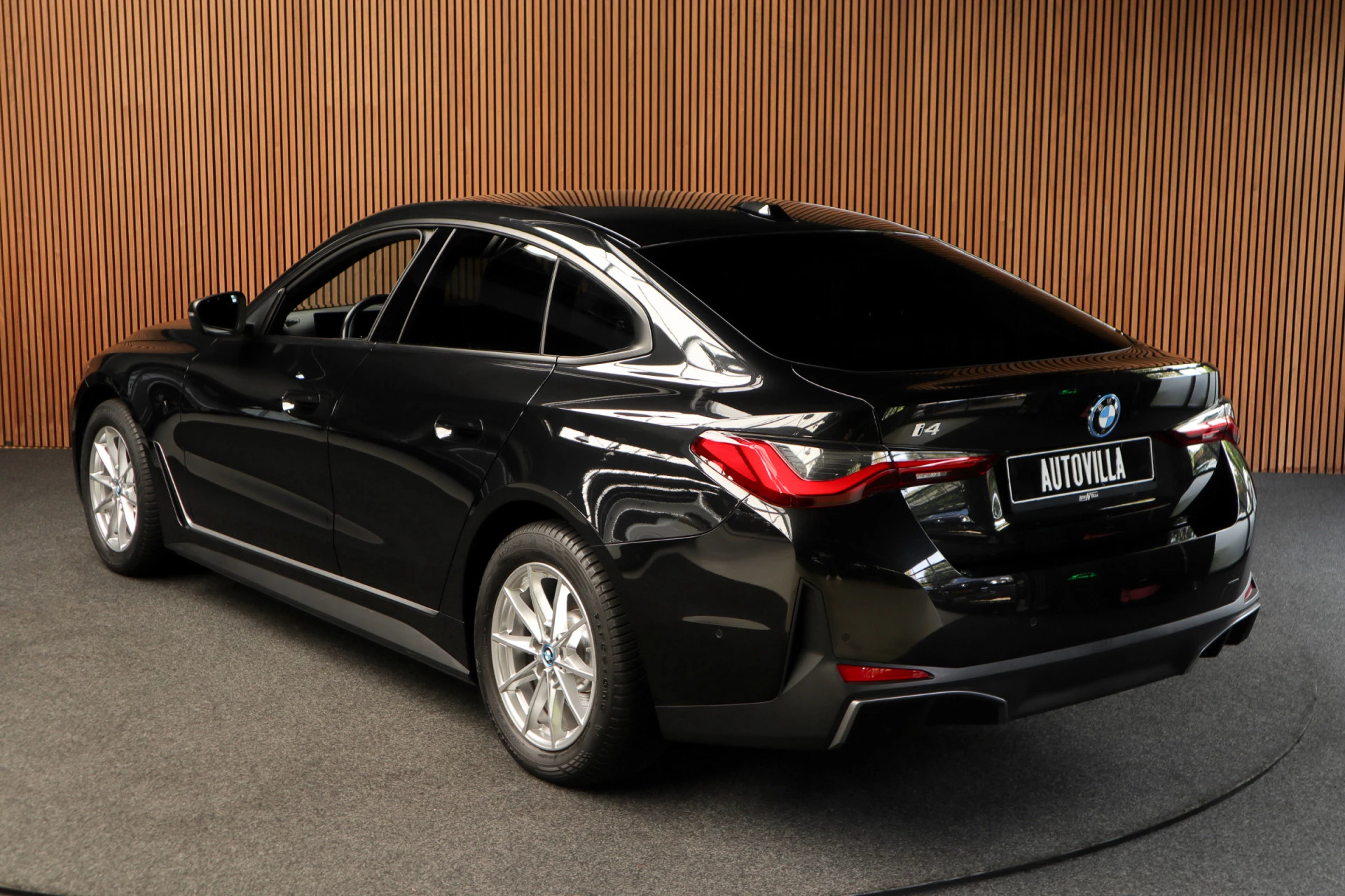 Hoofdafbeelding BMW i4