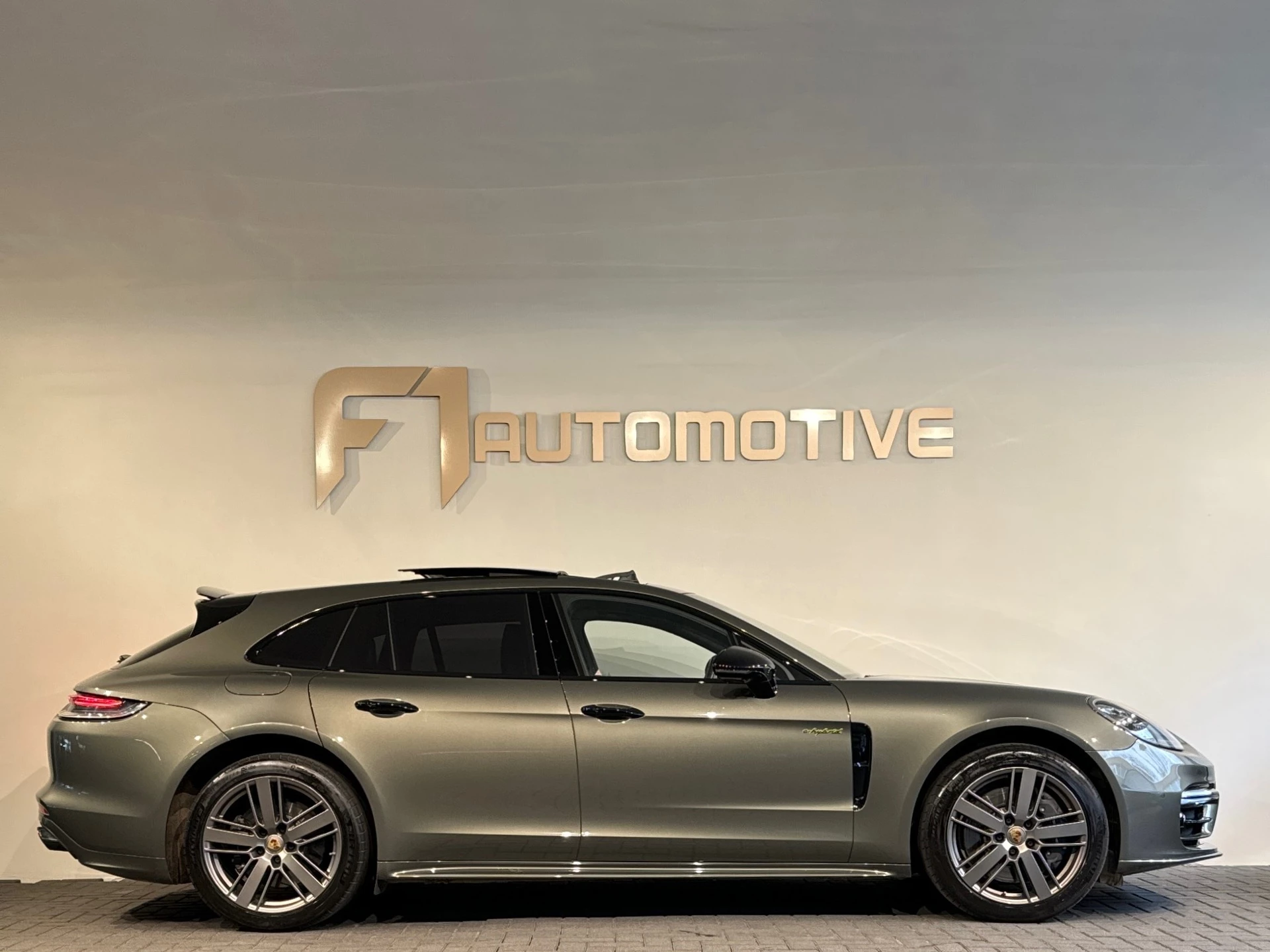 Hoofdafbeelding Porsche Panamera