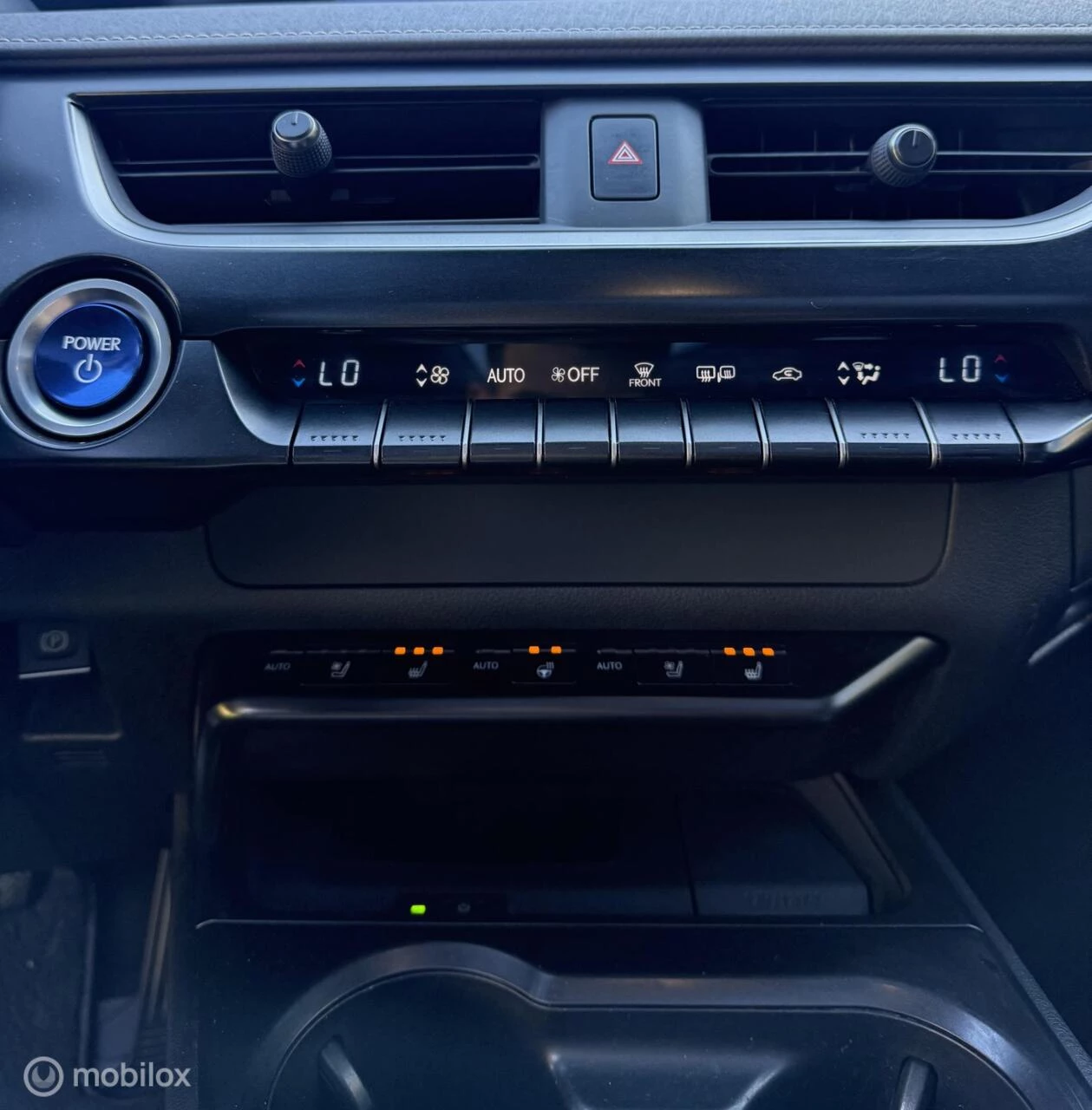 Hoofdafbeelding Lexus UX