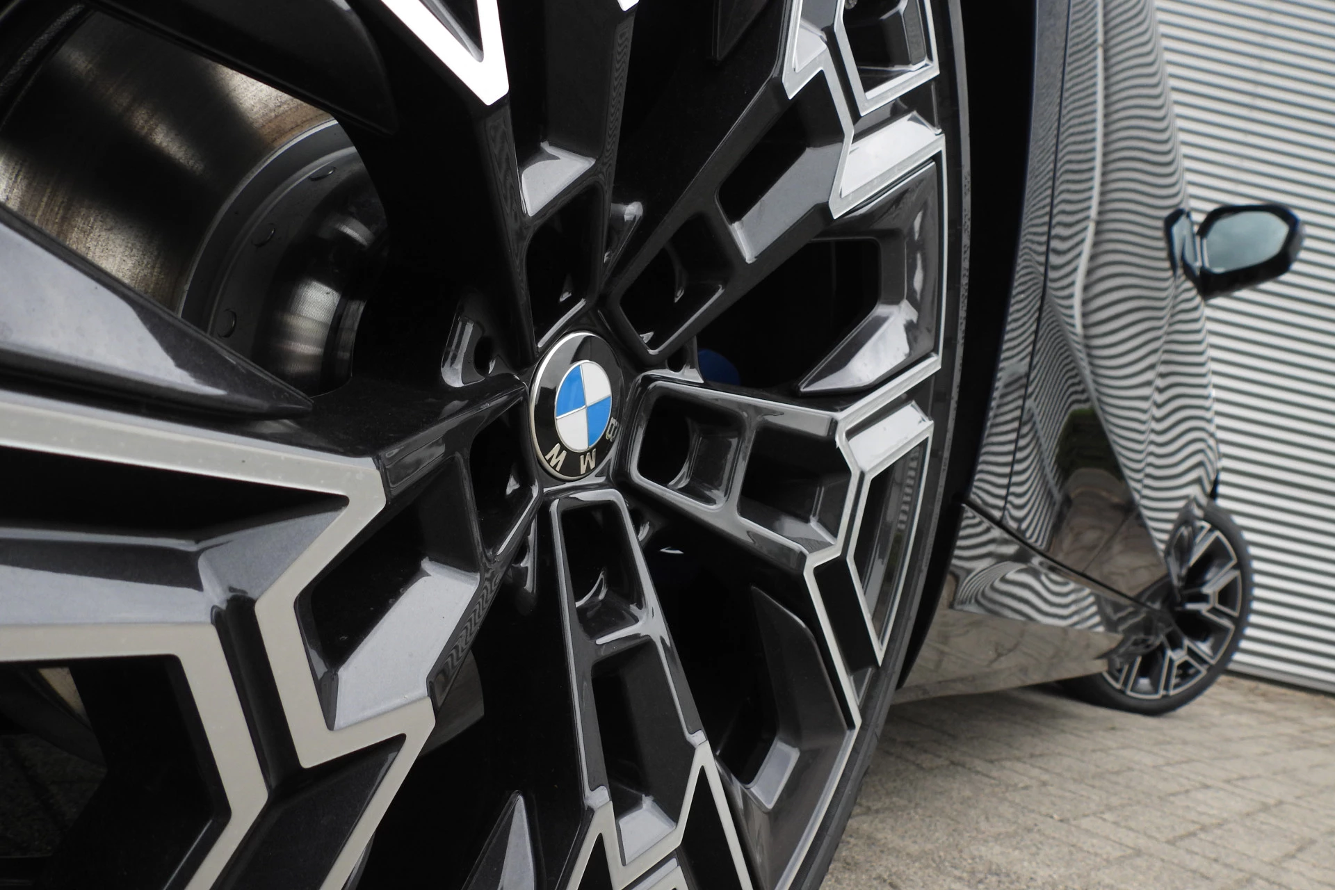 Hoofdafbeelding BMW i5