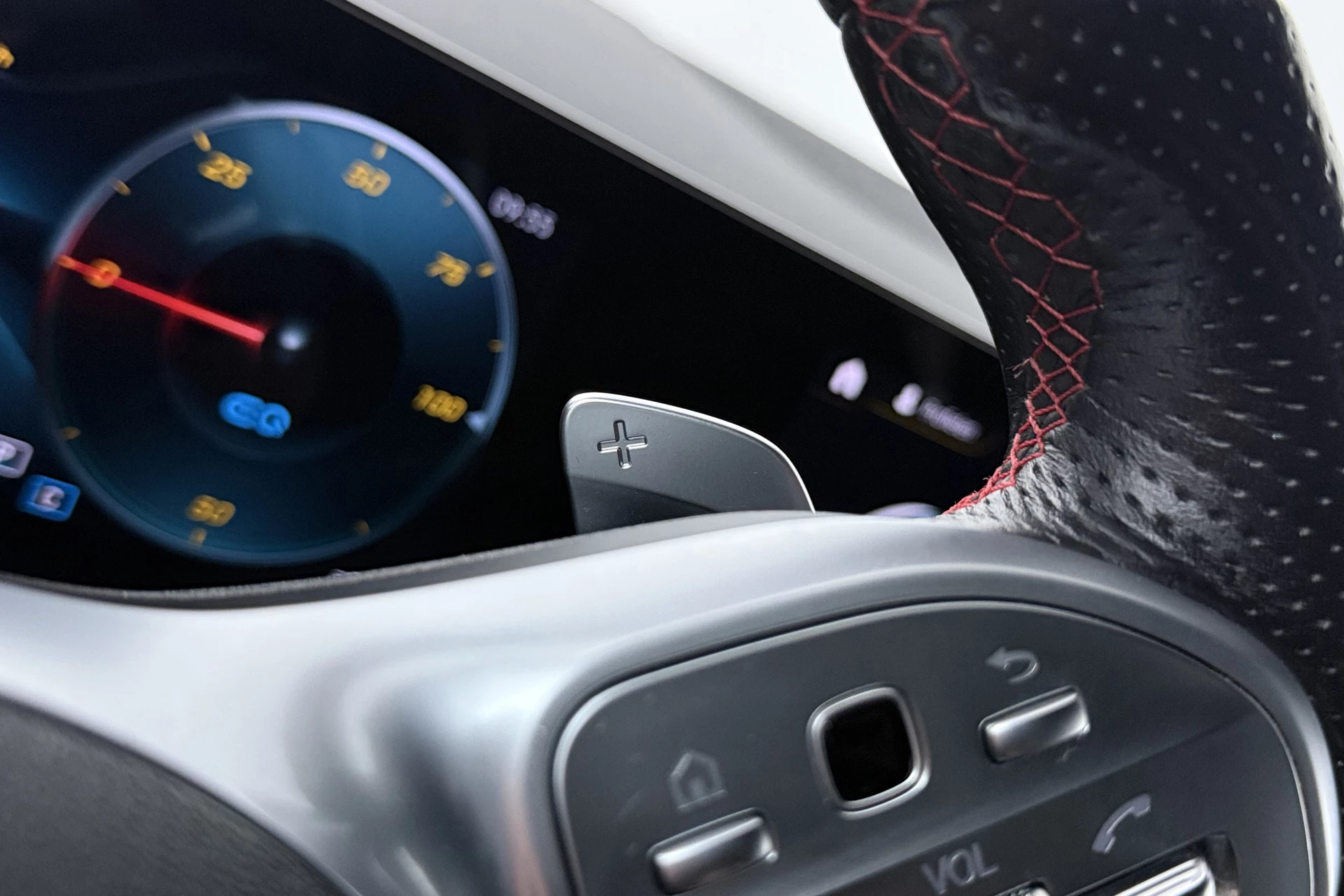 Hoofdafbeelding Mercedes-Benz EQA