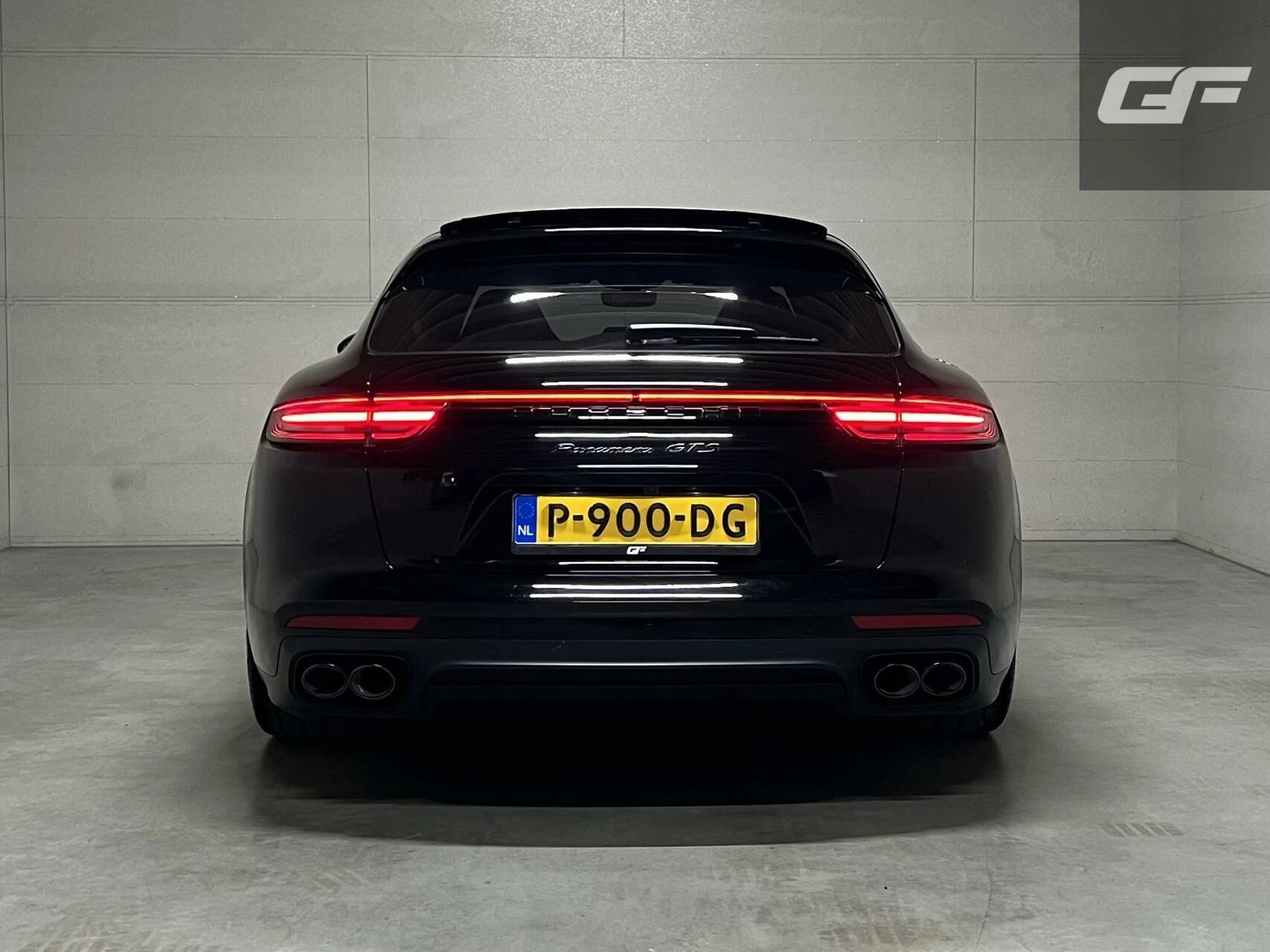 Hoofdafbeelding Porsche Panamera