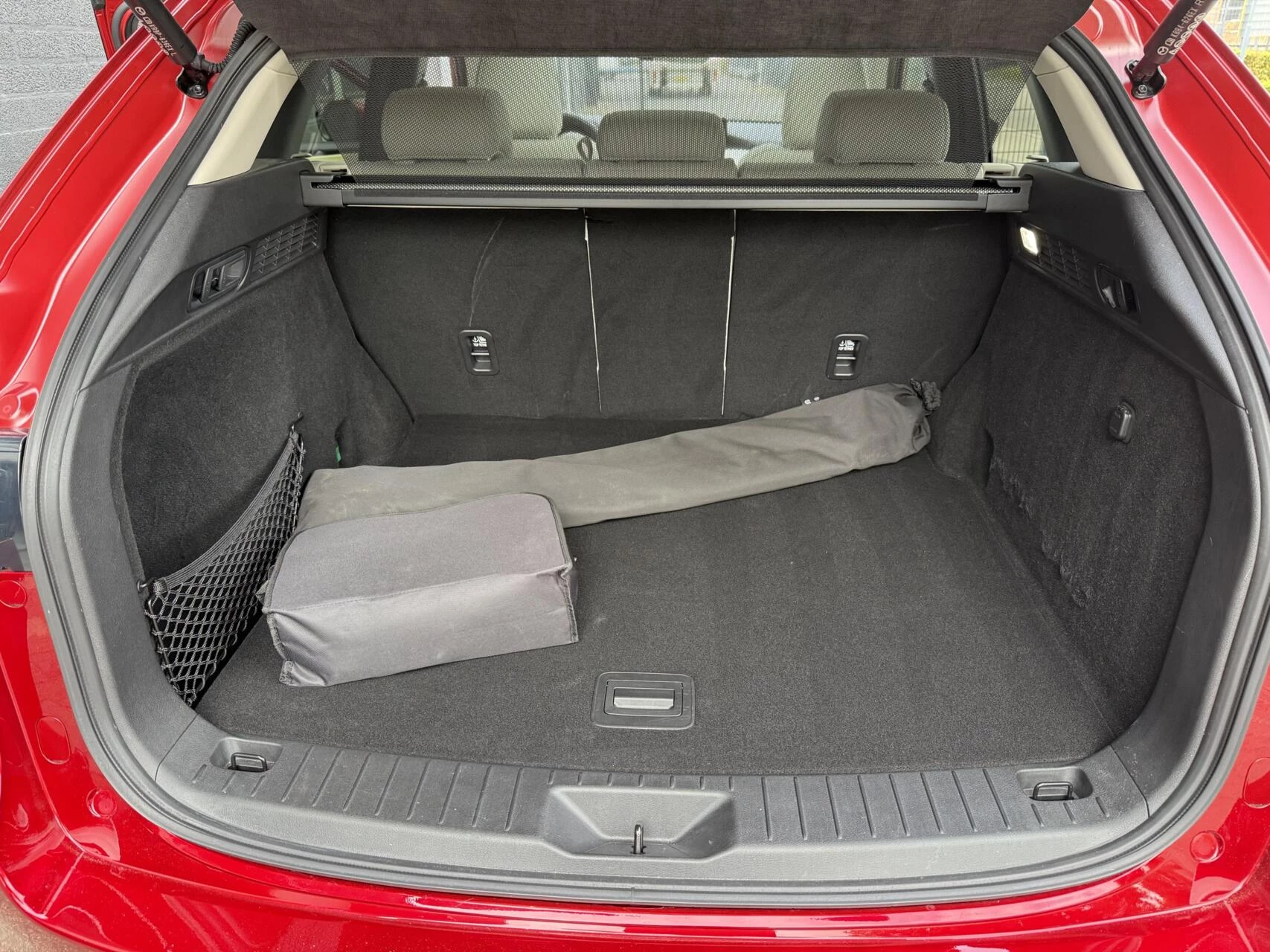Hoofdafbeelding Mazda CX-60