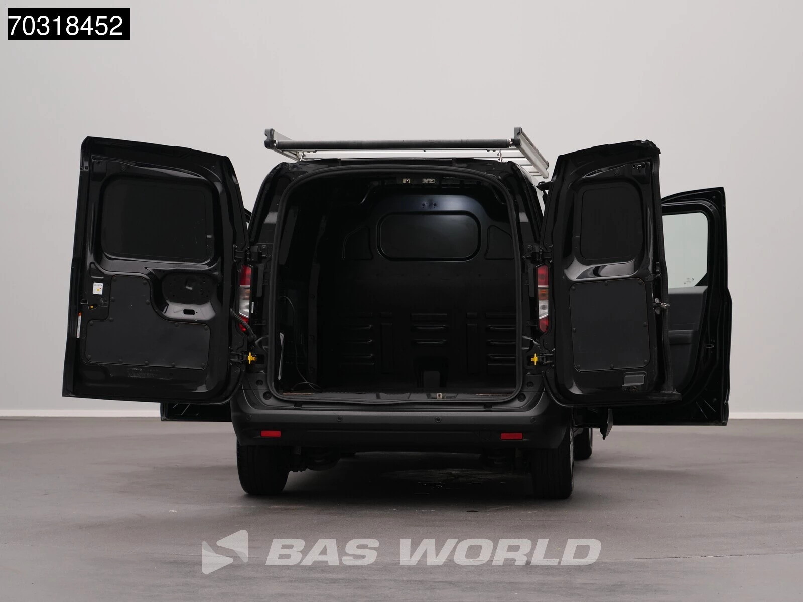 Hoofdafbeelding Ford Transit Courier