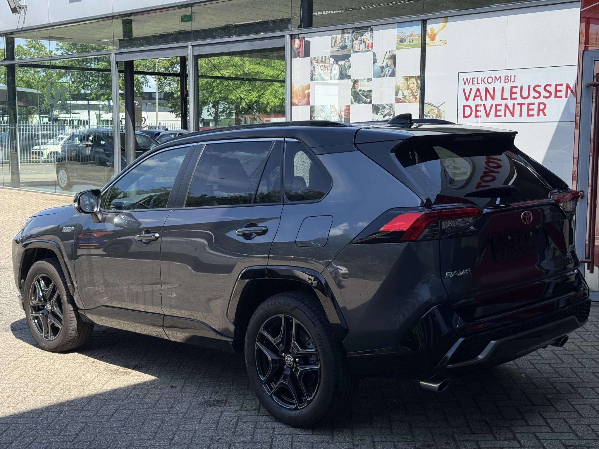 Hoofdafbeelding Toyota RAV4