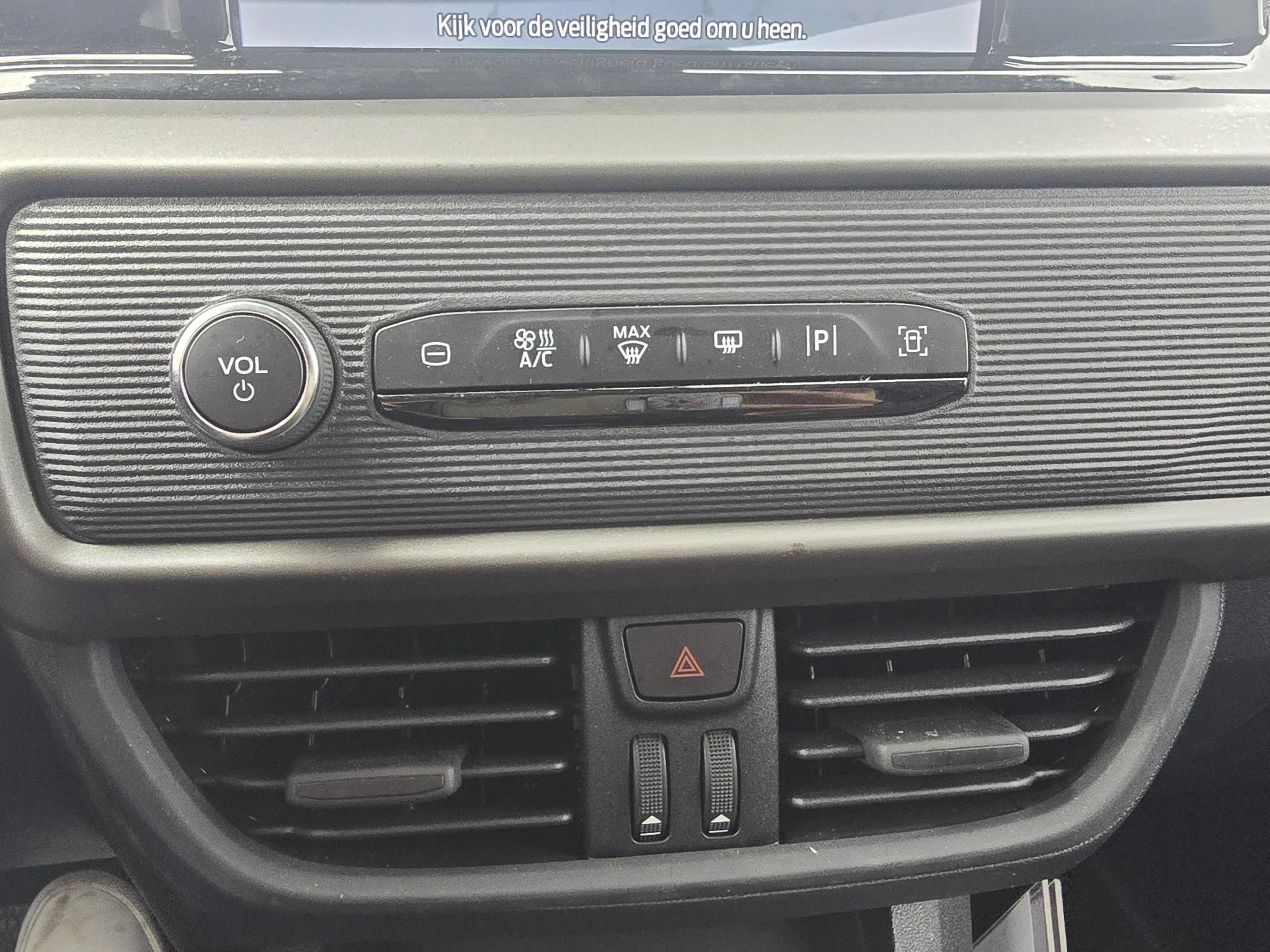 Hoofdafbeelding Ford Transit Courier