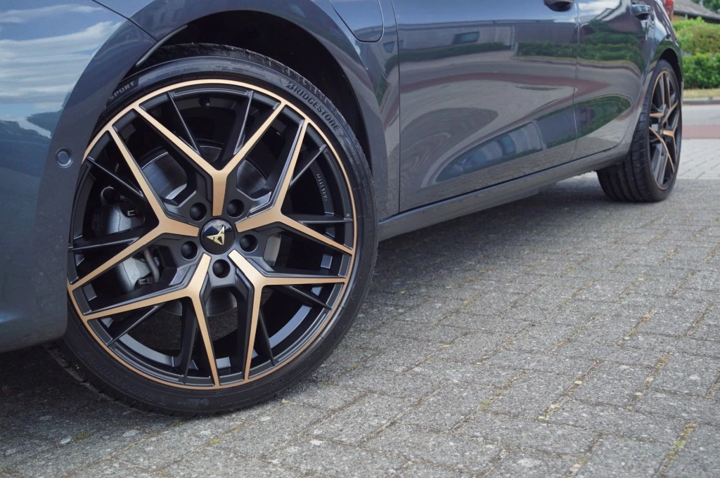 Hoofdafbeelding CUPRA Leon