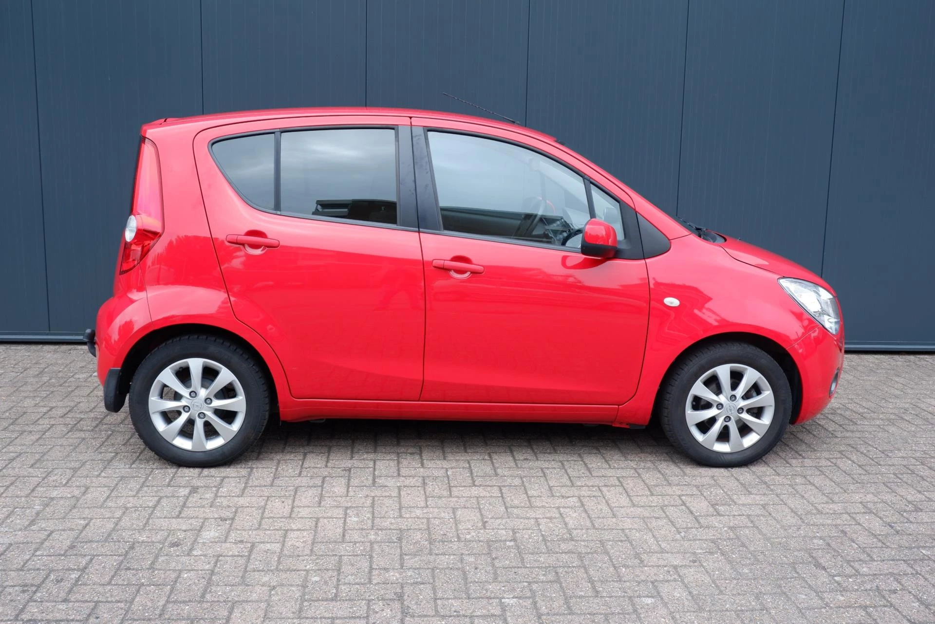 Hoofdafbeelding Opel Agila