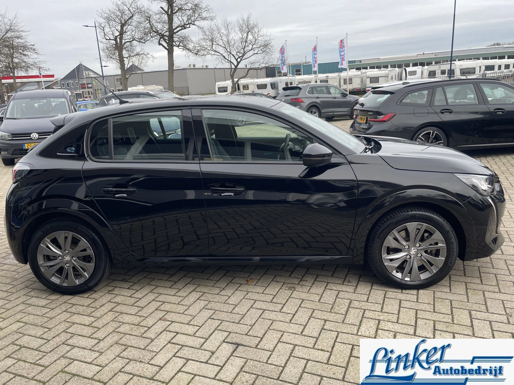 Hoofdafbeelding Peugeot e-208