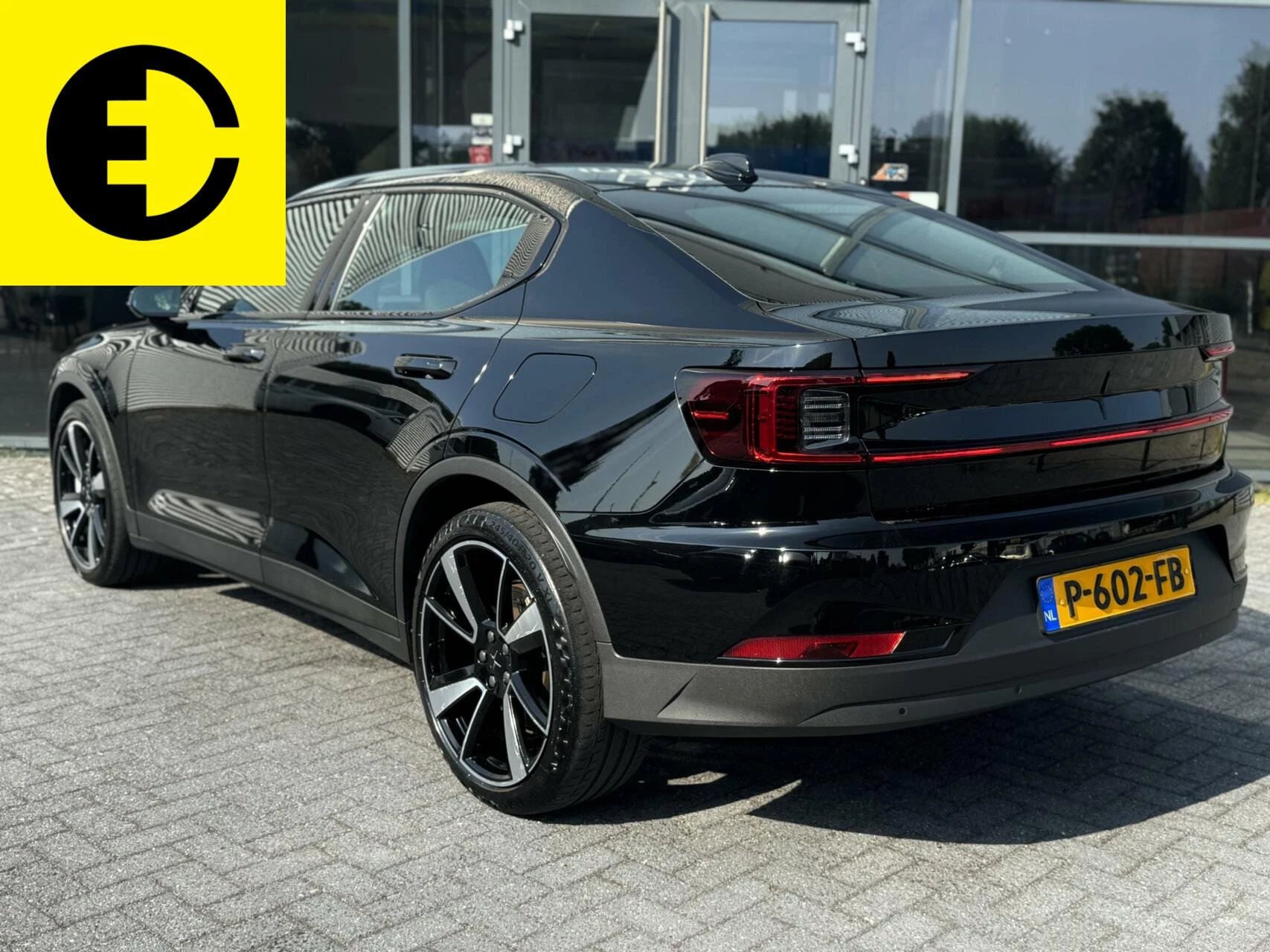 Hoofdafbeelding Polestar 2