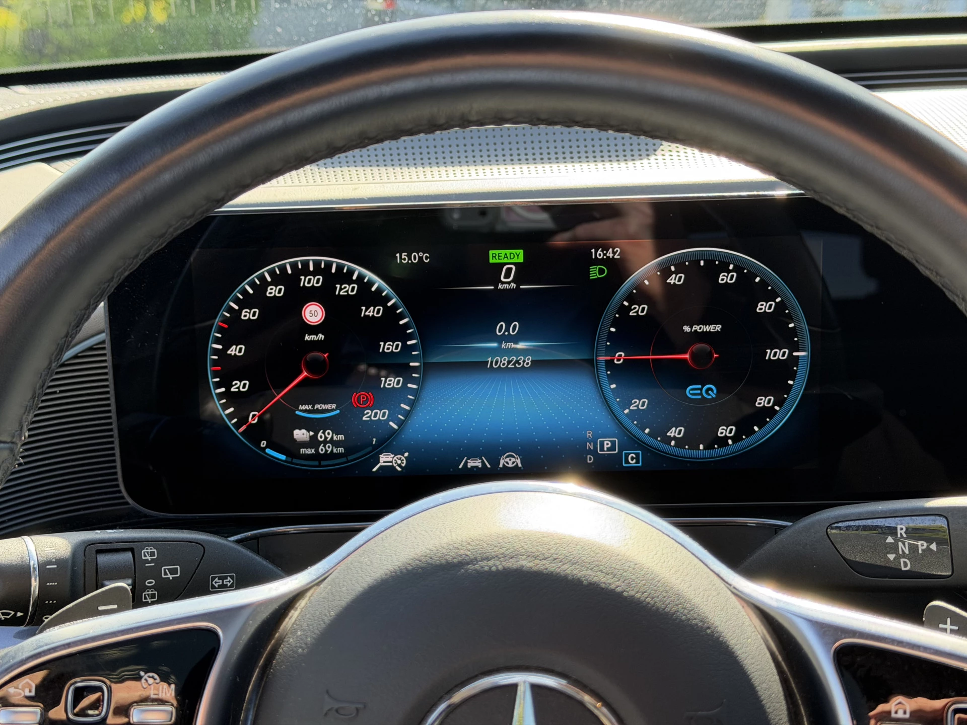 Hoofdafbeelding Mercedes-Benz EQC