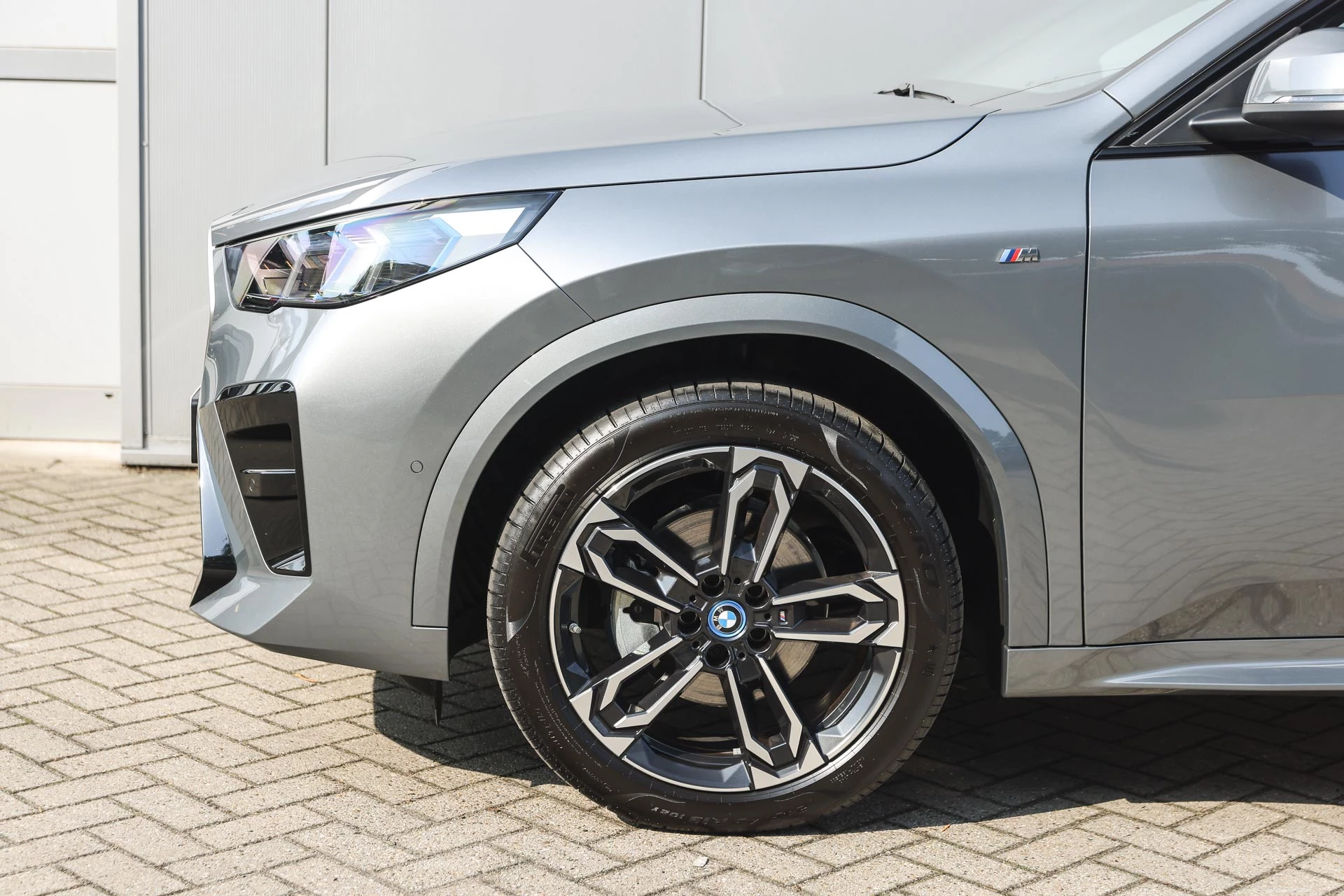Hoofdafbeelding BMW iX2