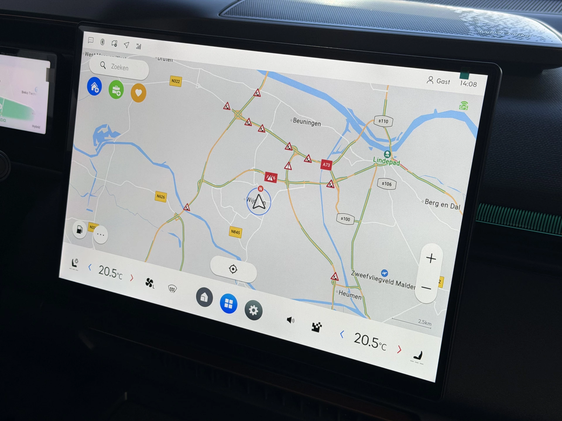 Hoofdafbeelding Lynk & Co 08