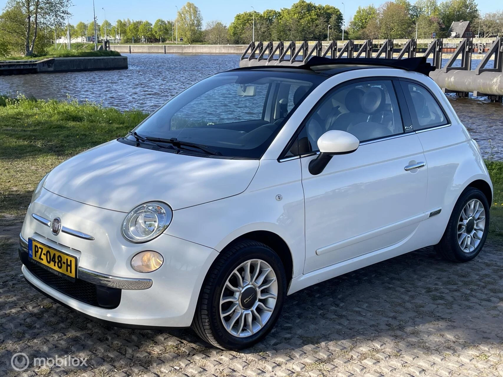 Hoofdafbeelding Fiat 500C