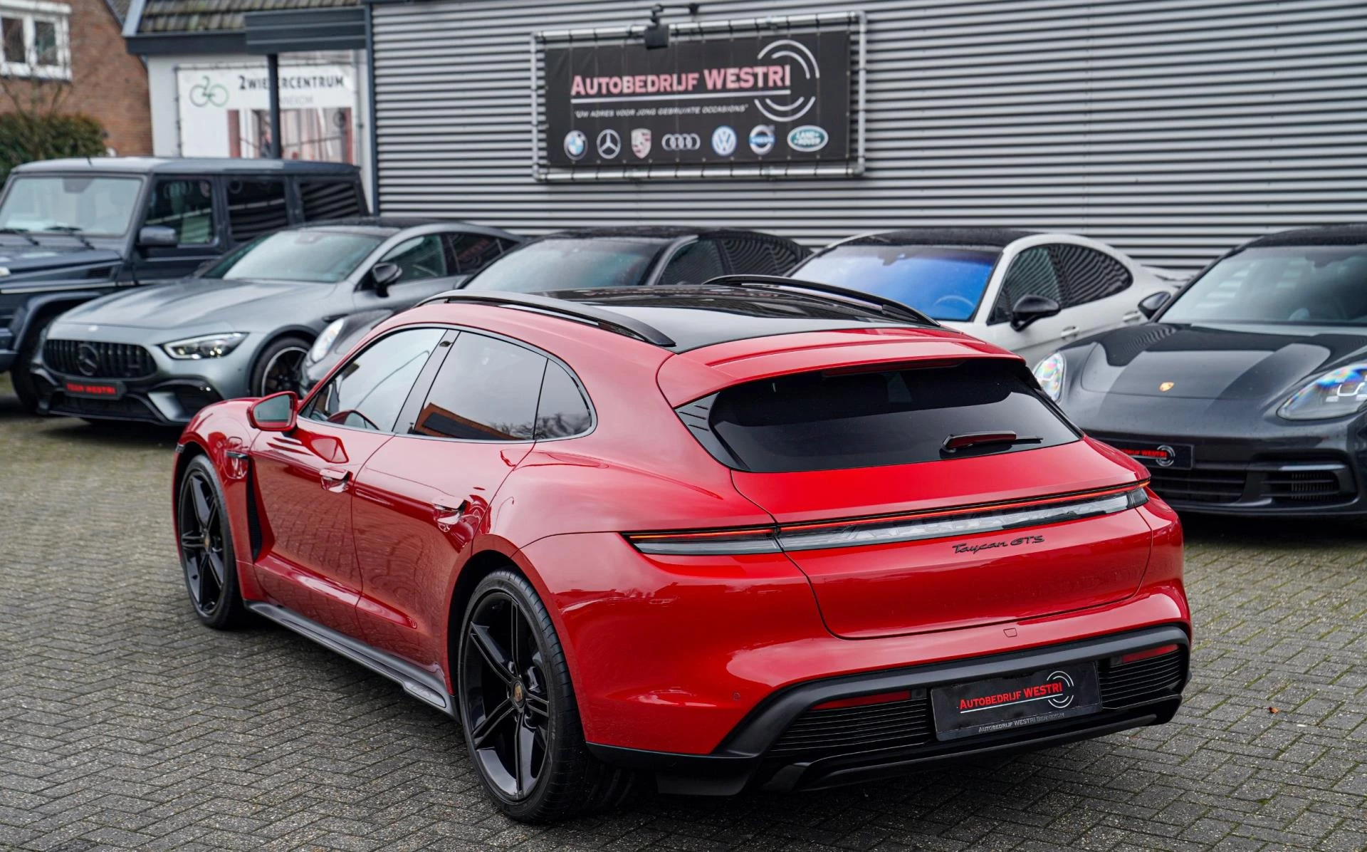Hoofdafbeelding Porsche Taycan