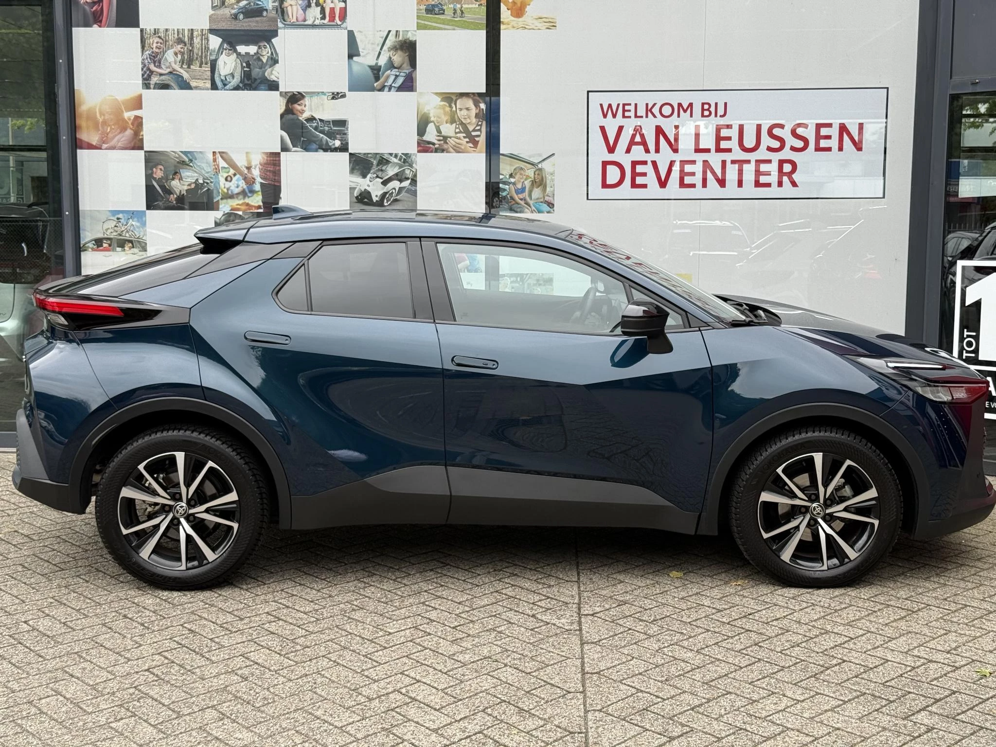 Hoofdafbeelding Toyota C-HR