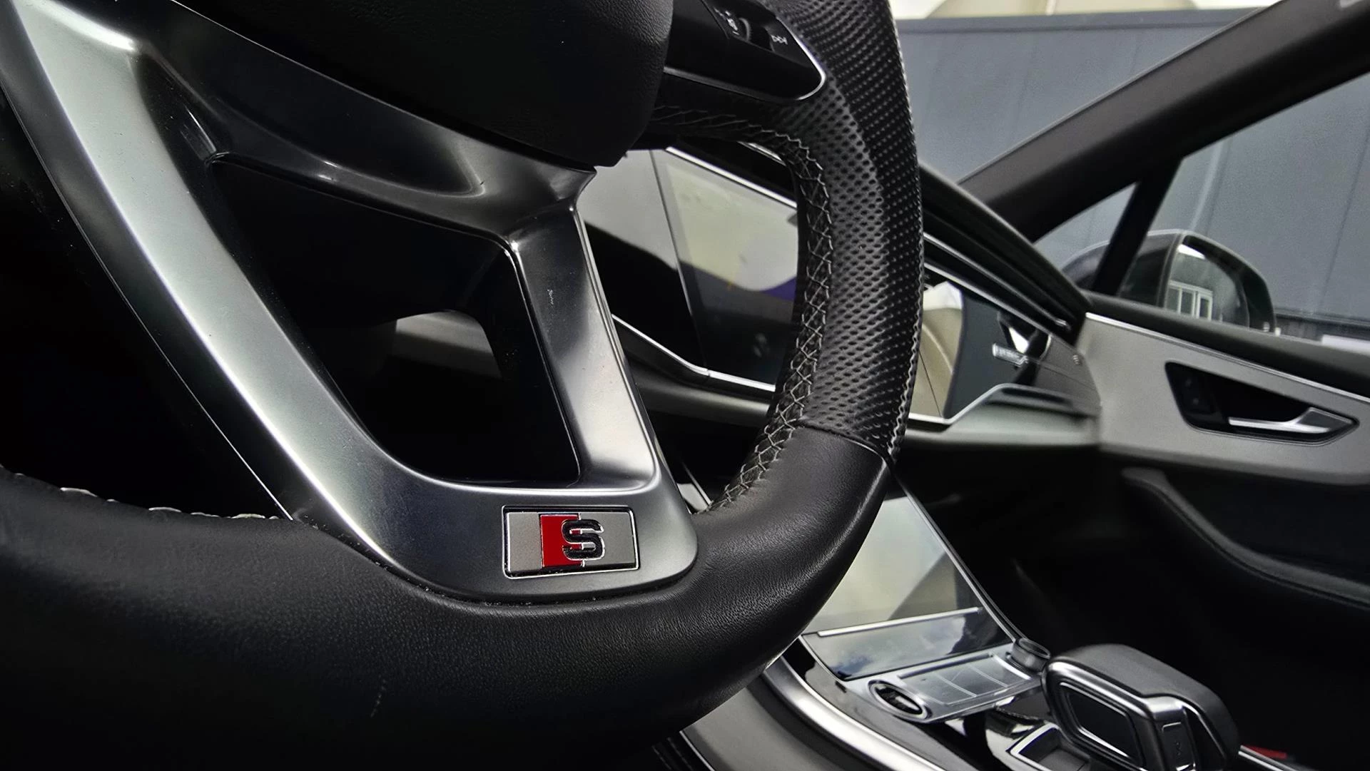 Hoofdafbeelding Audi Q7